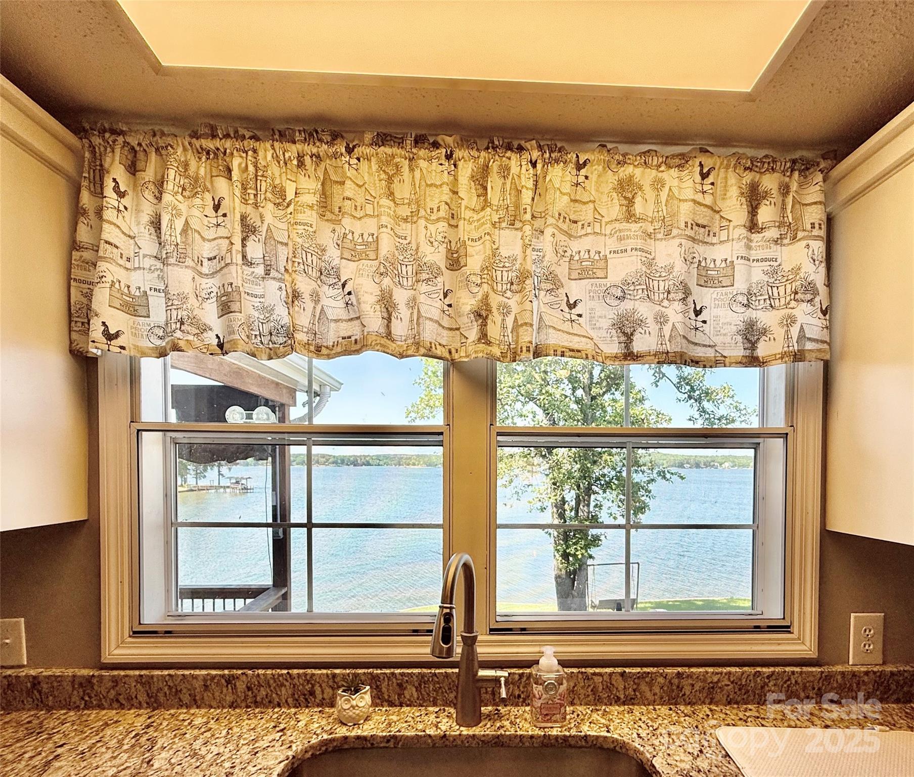 37 Suede Lane — Ridgeway