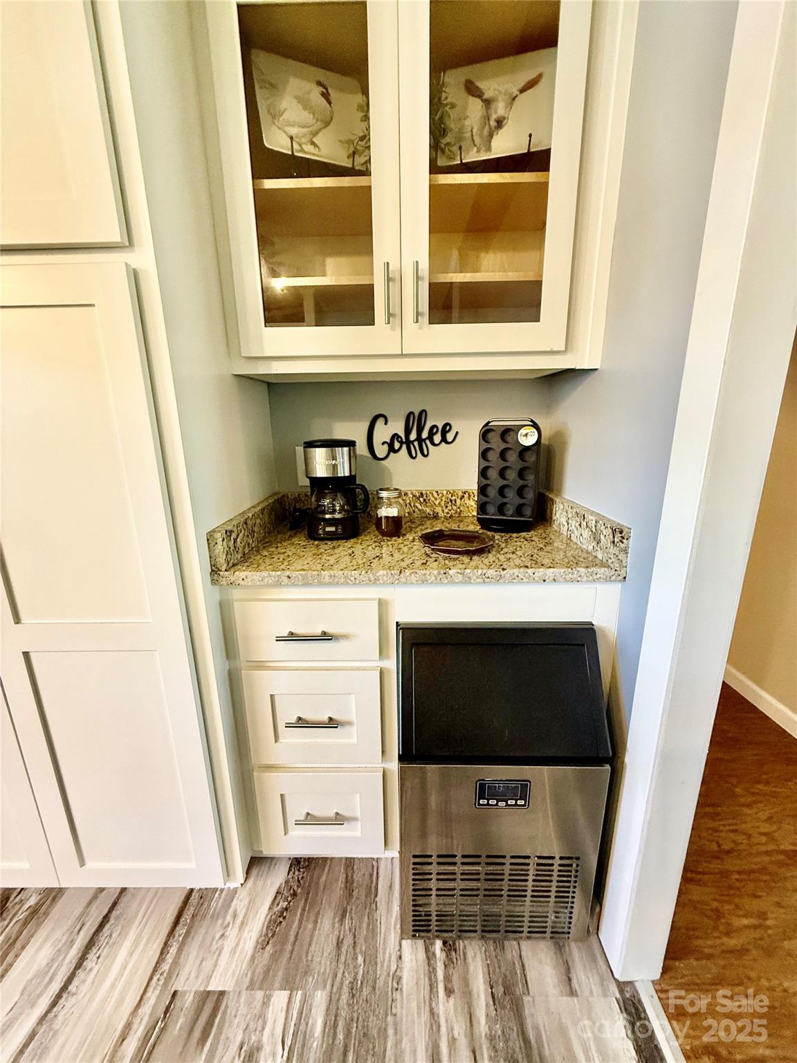 37 Suede Lane — Ridgeway