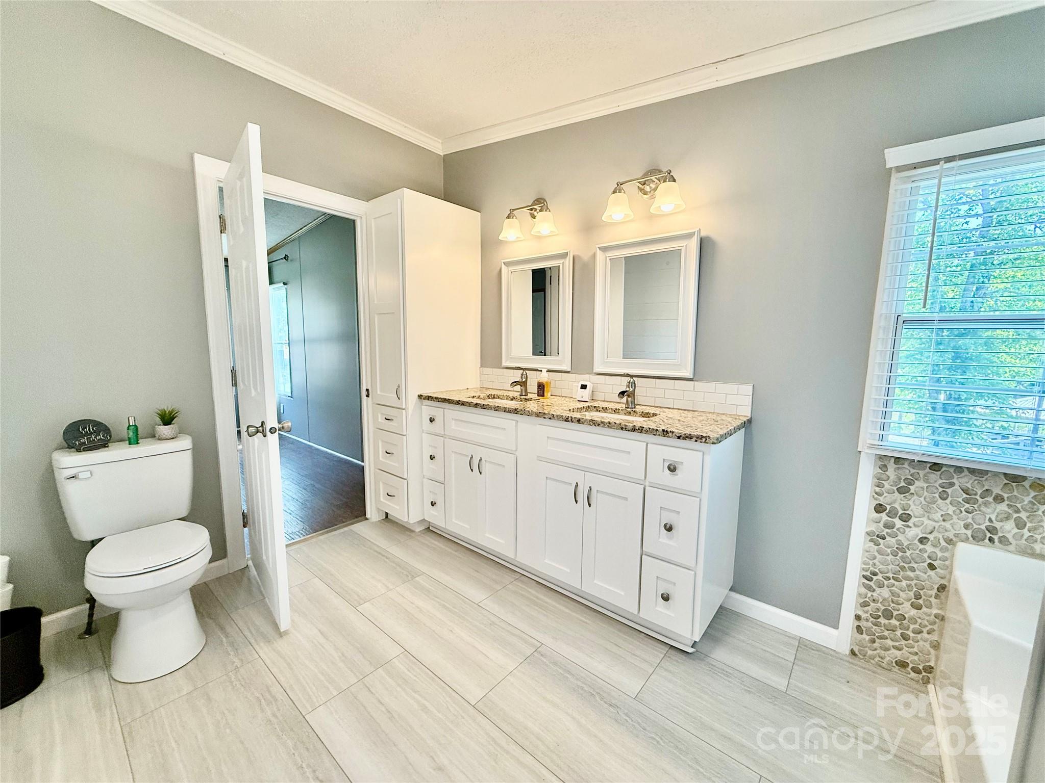 37 Suede Lane — Ridgeway