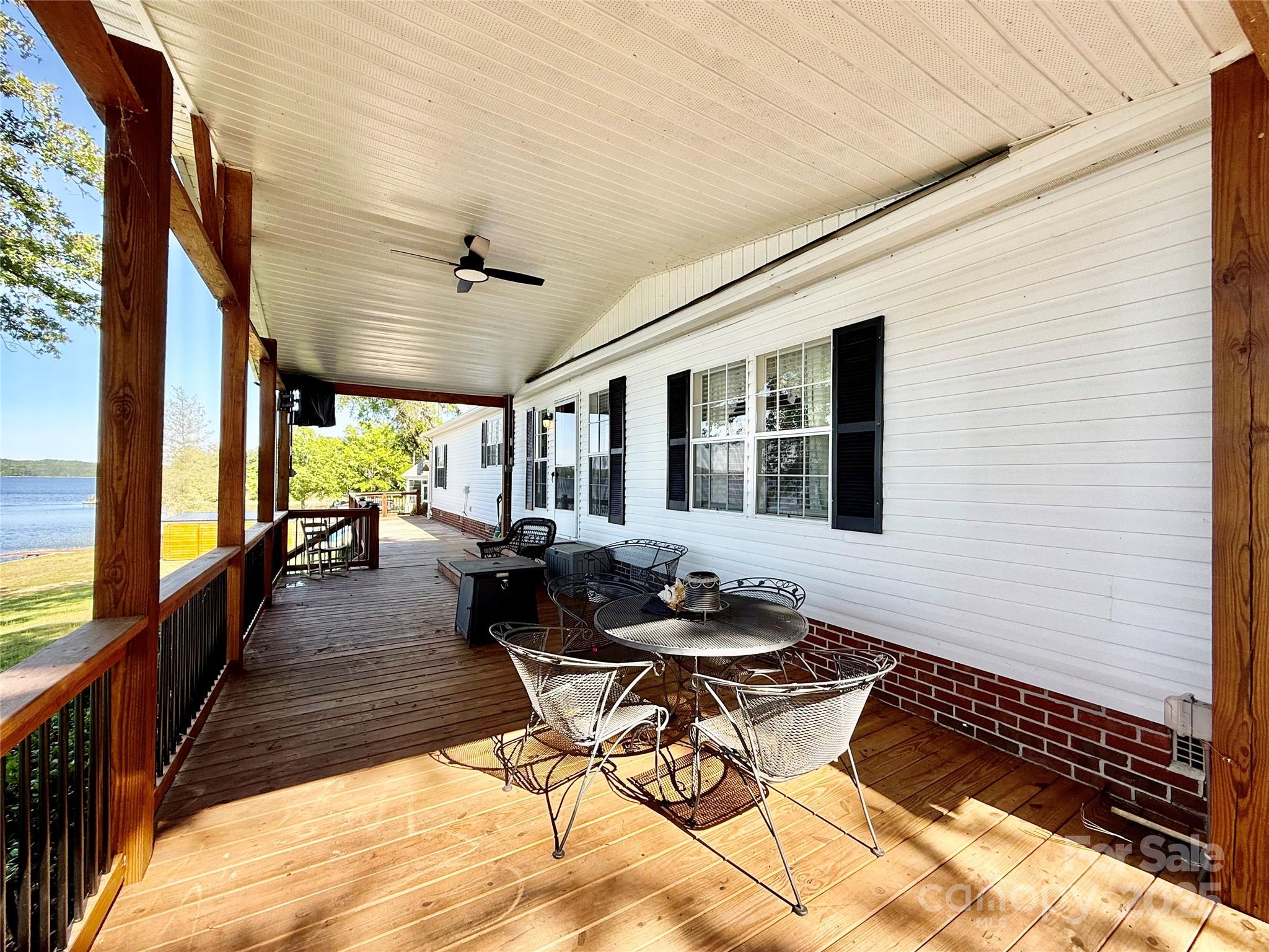 37 Suede Lane — Ridgeway