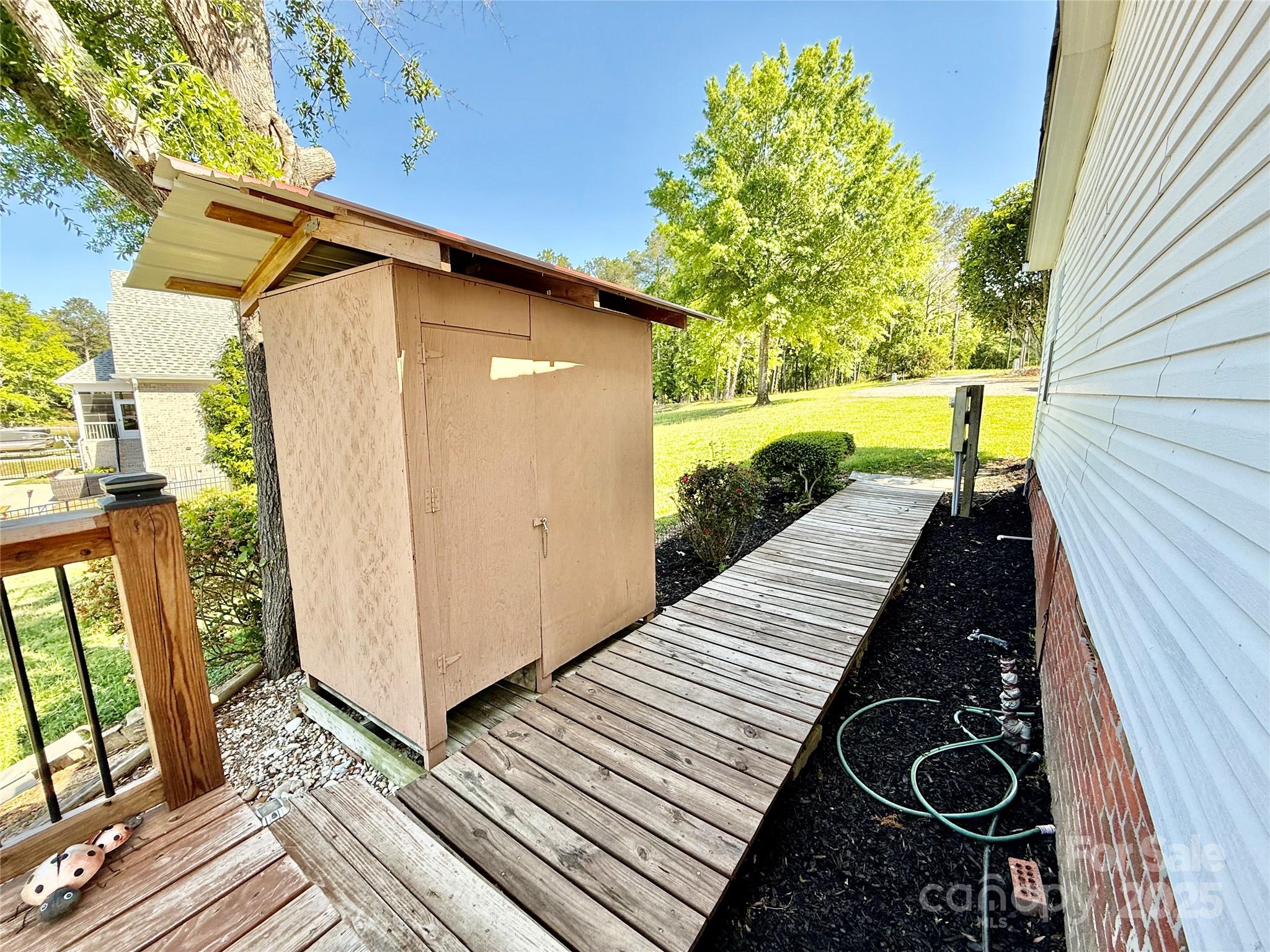 37 Suede Lane — Ridgeway