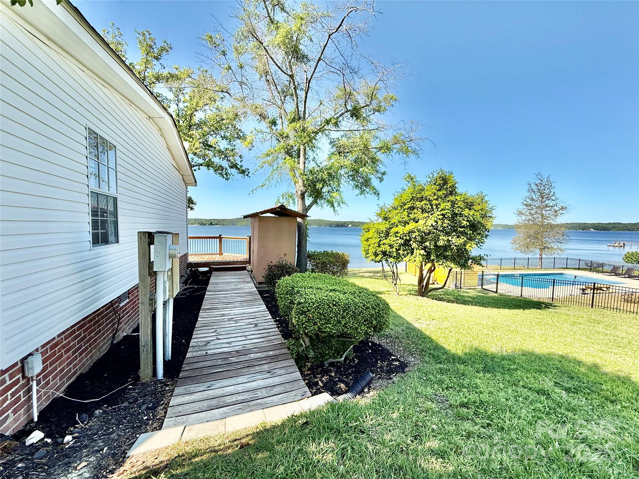 37 Suede Lane — Ridgeway