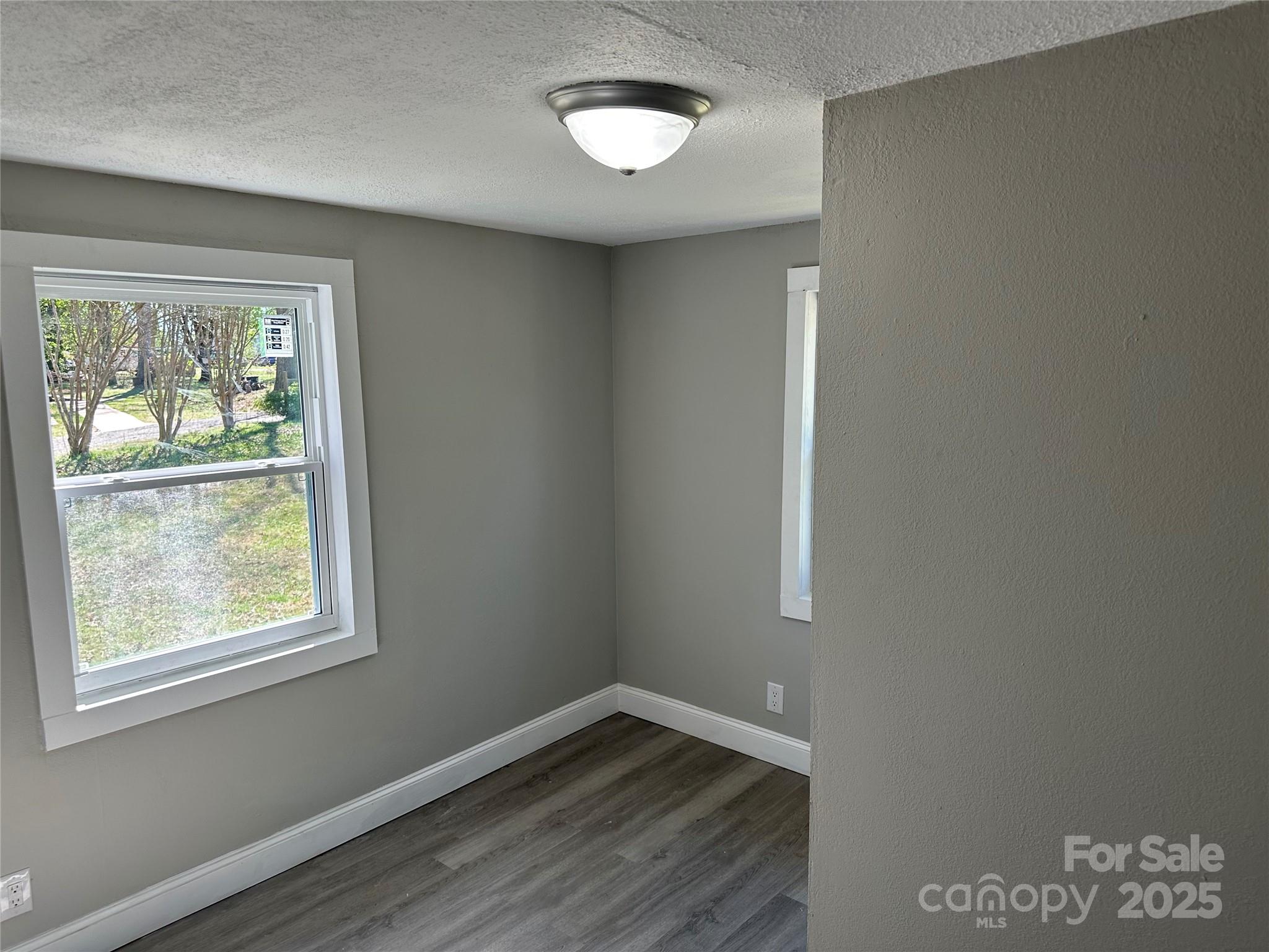 209 Brookview Road — Statesville