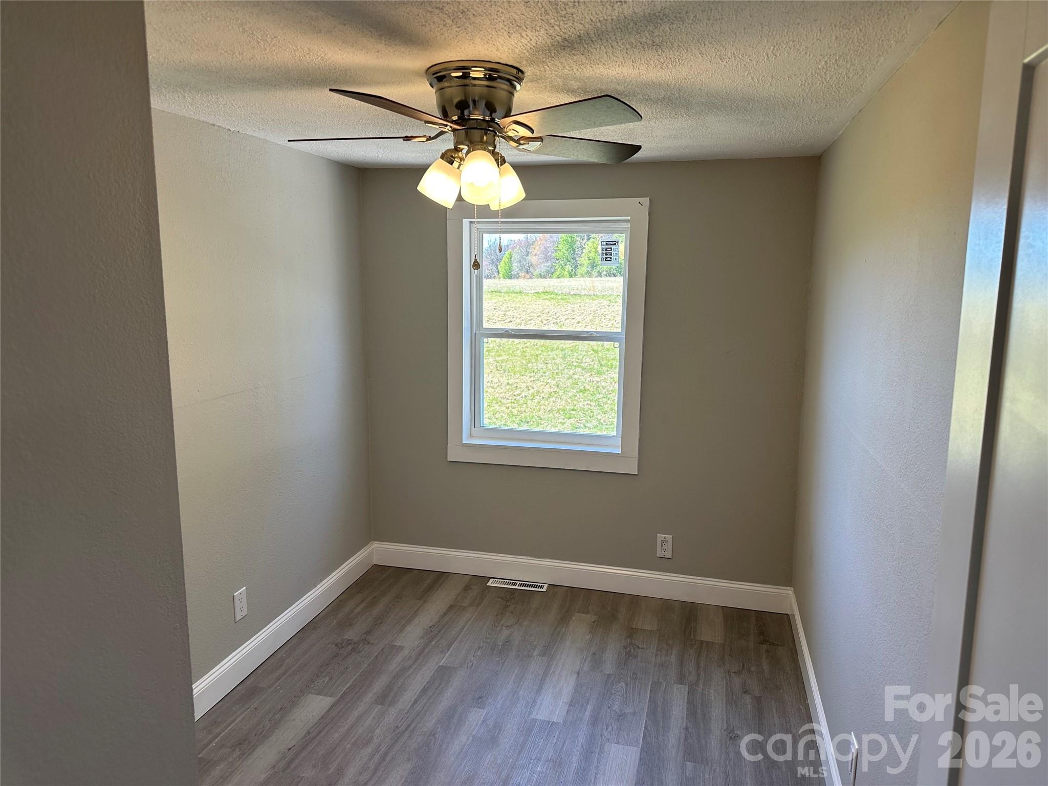209 Brookview Road — Statesville