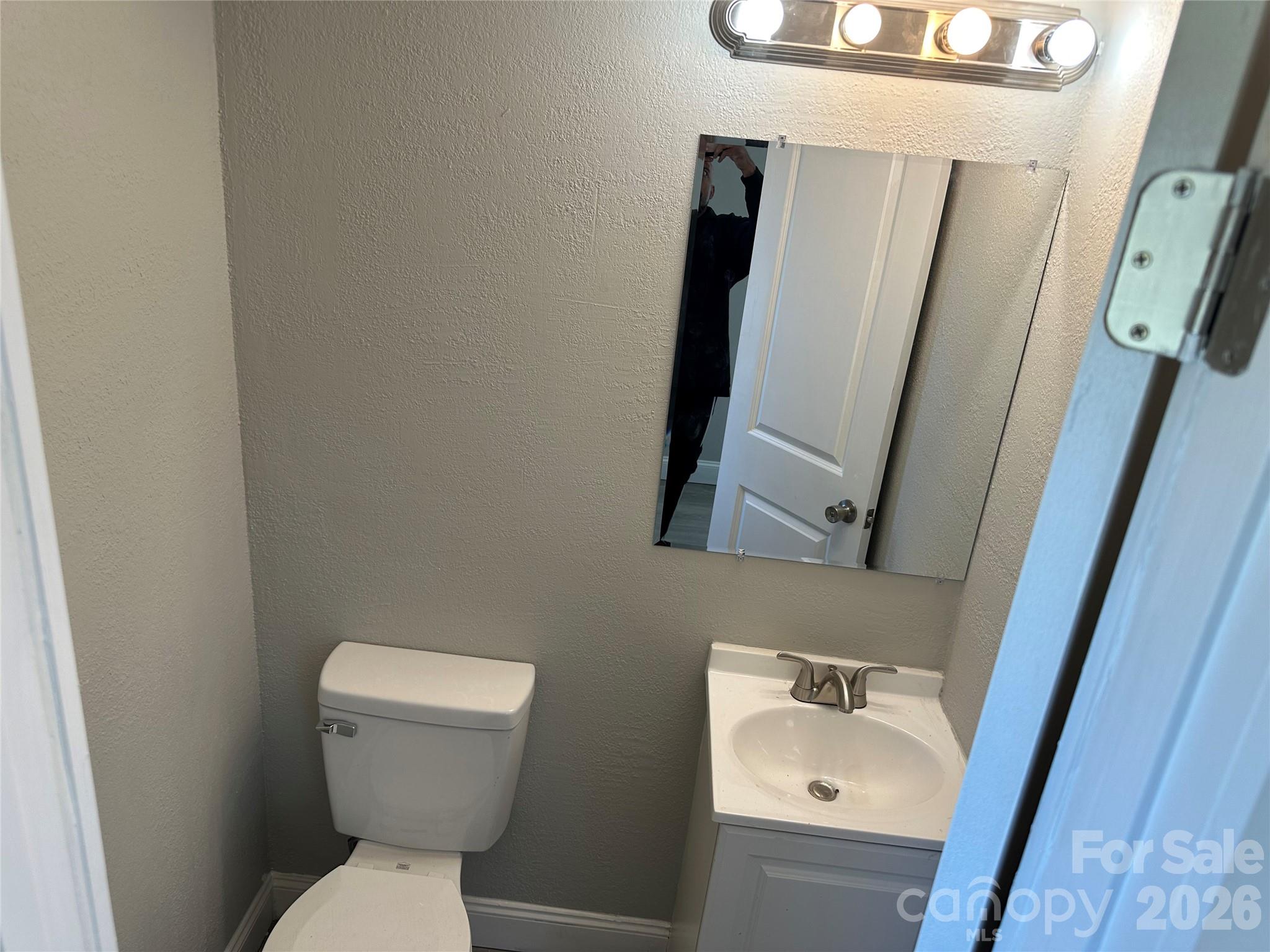 209 Brookview Road — Statesville