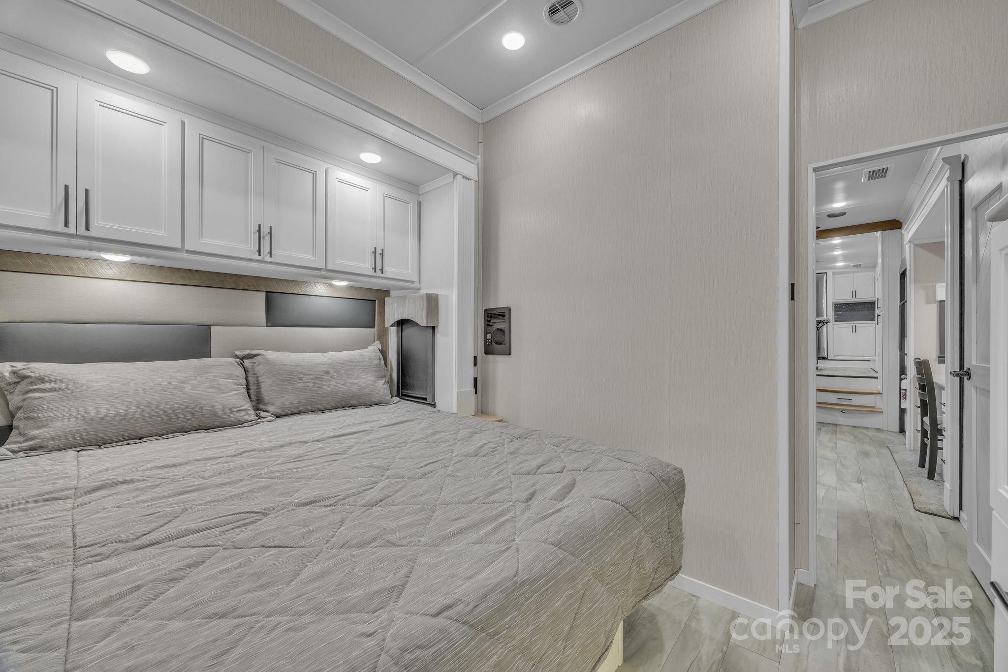 177 Finch Way — West Jefferson