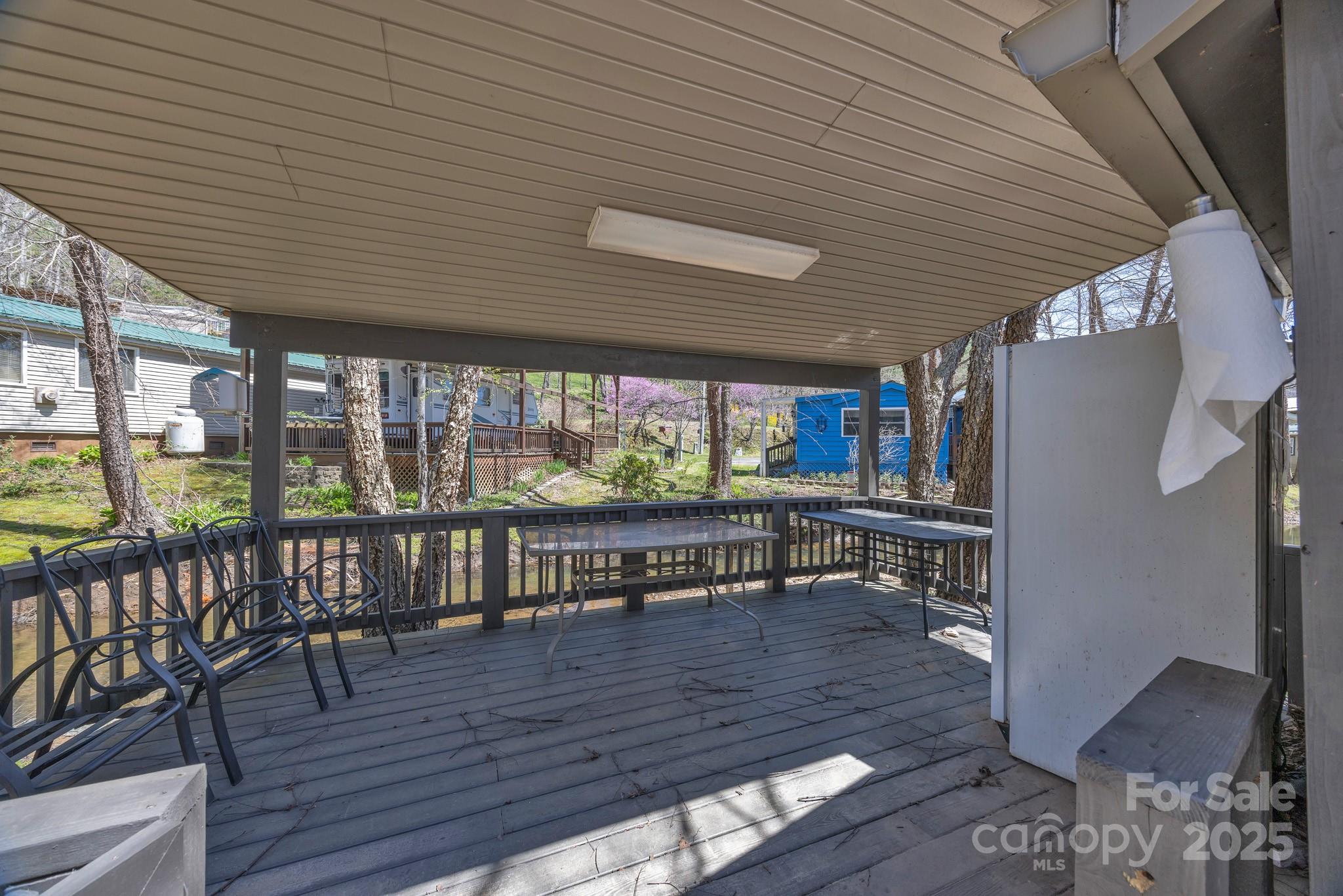 177 Finch Way — West Jefferson
