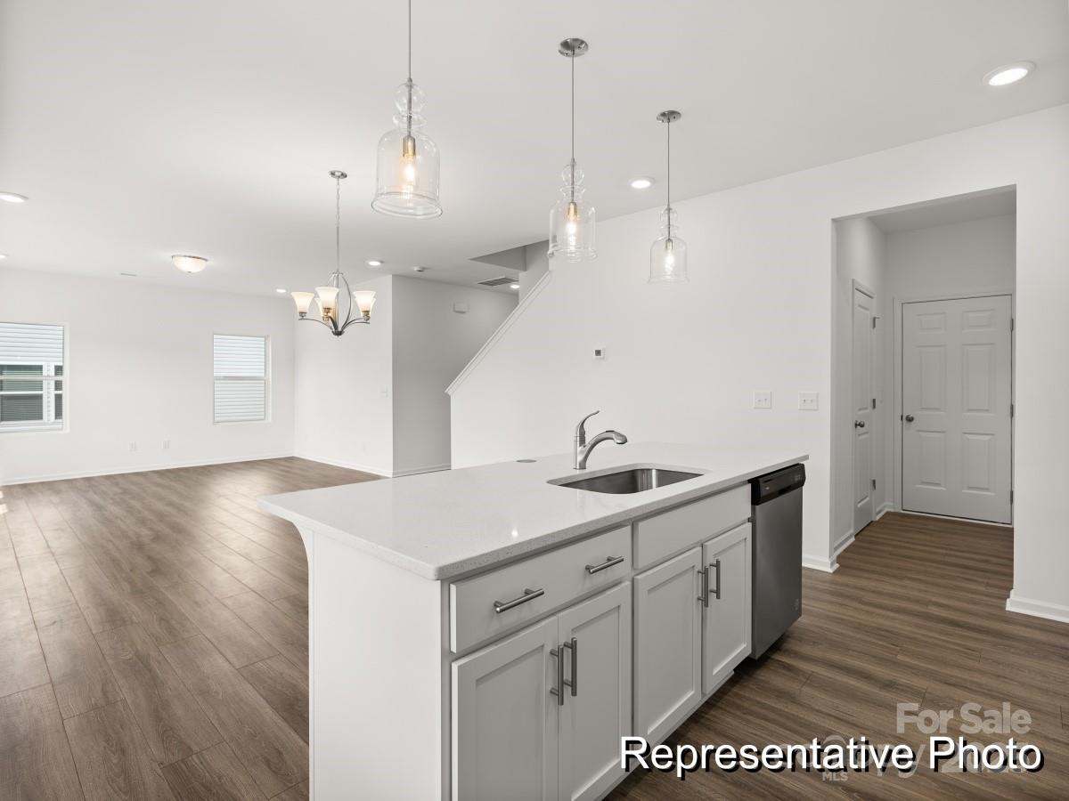 106 Jetty Lane #472 — Statesville