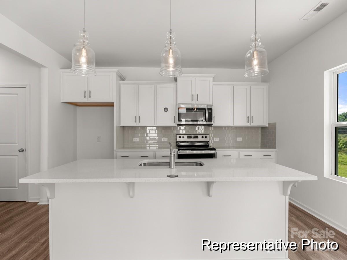 106 Jetty Lane #472 — Statesville