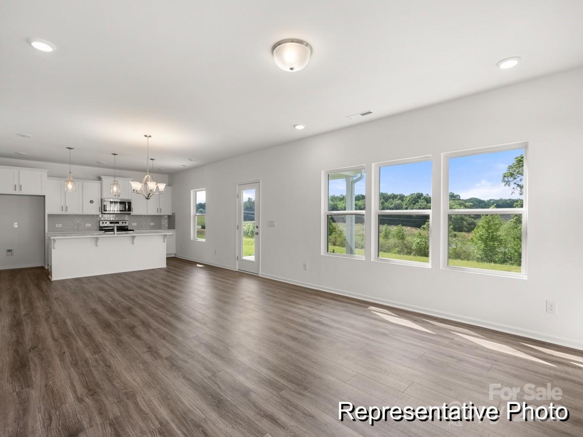 106 Jetty Lane #472 — Statesville