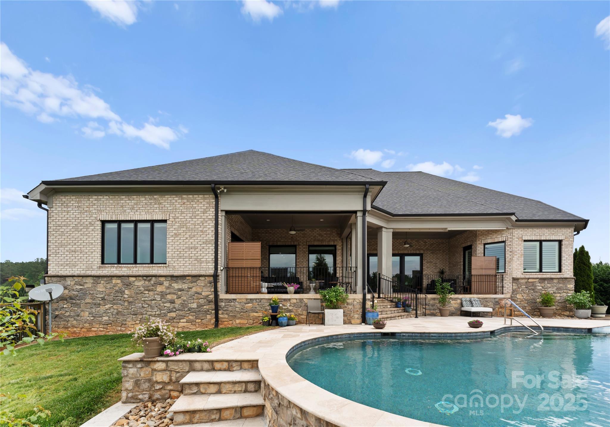 767 Pinnacle Drive — Iron Station