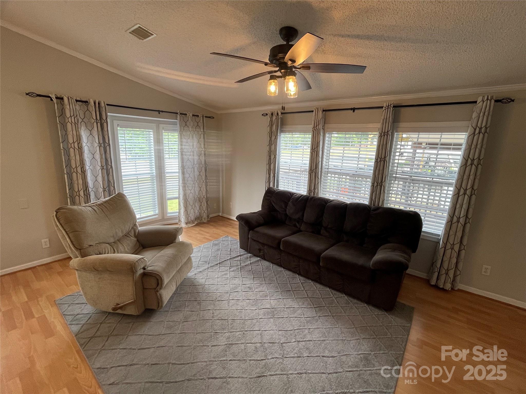 116 Dove Lane — New London