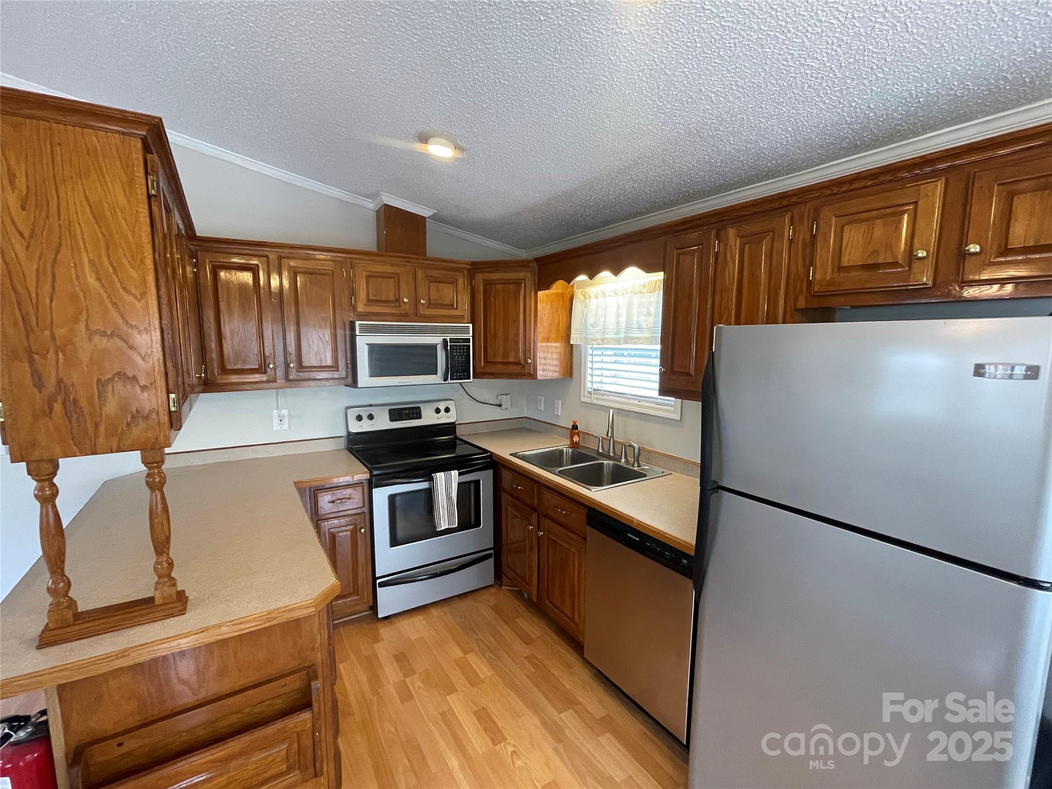 116 Dove Lane — New London