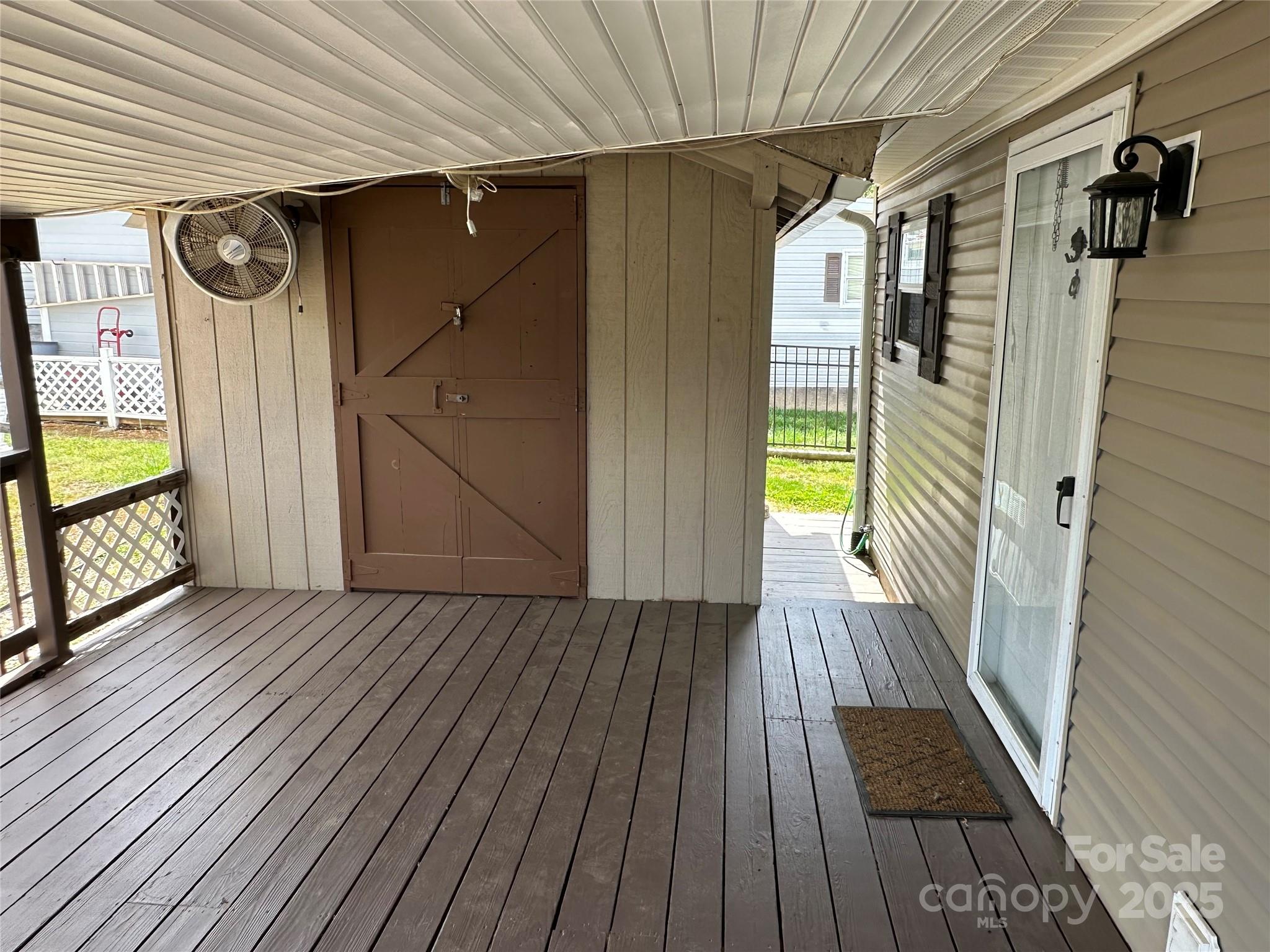 116 Dove Lane — New London