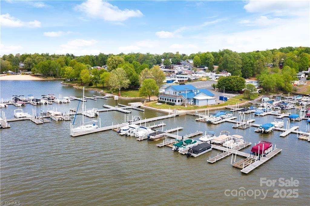 116 Dove Lane — New London