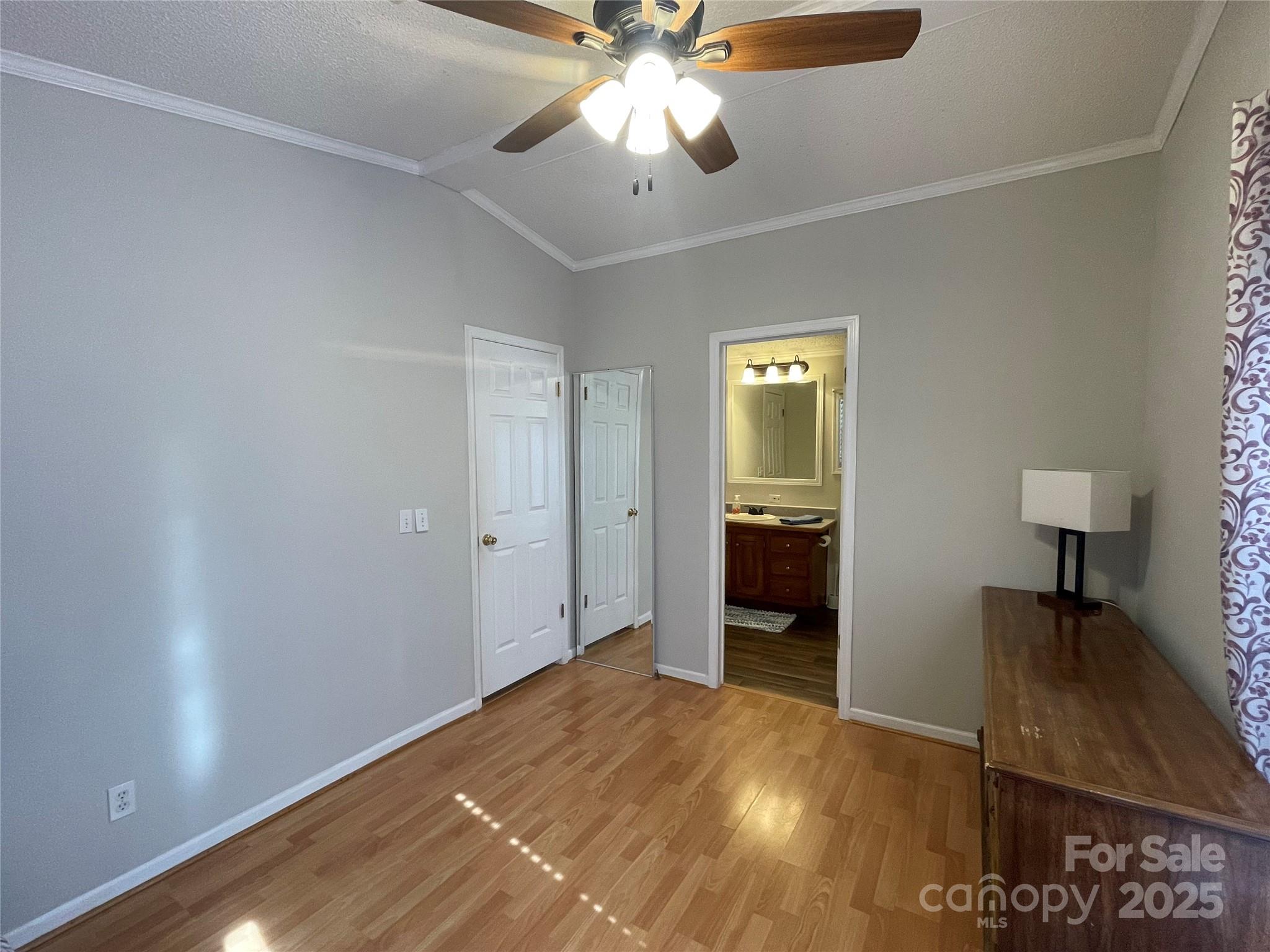 116 Dove Lane — New London