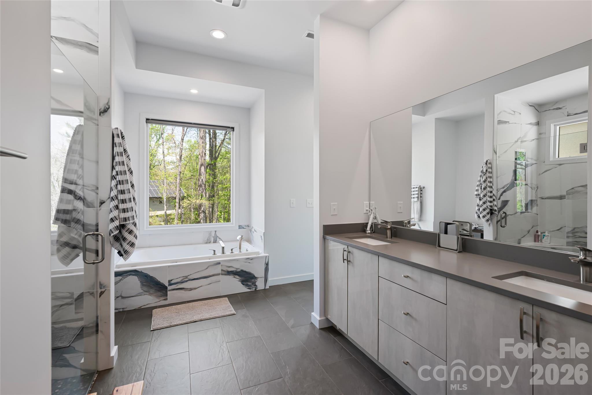26 Hickory Top Lane — Asheville
