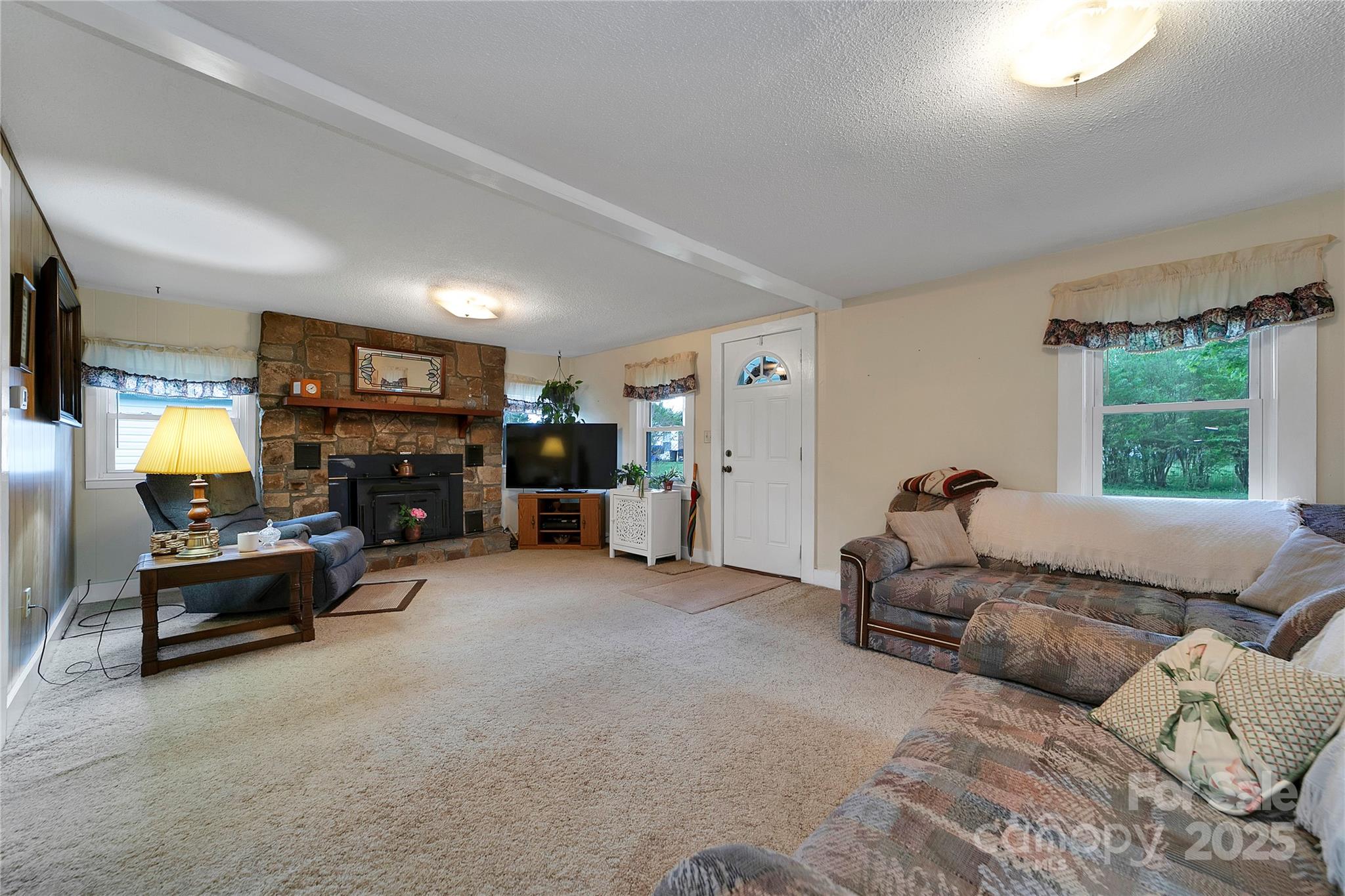 128 Summit Avenue — Brevard