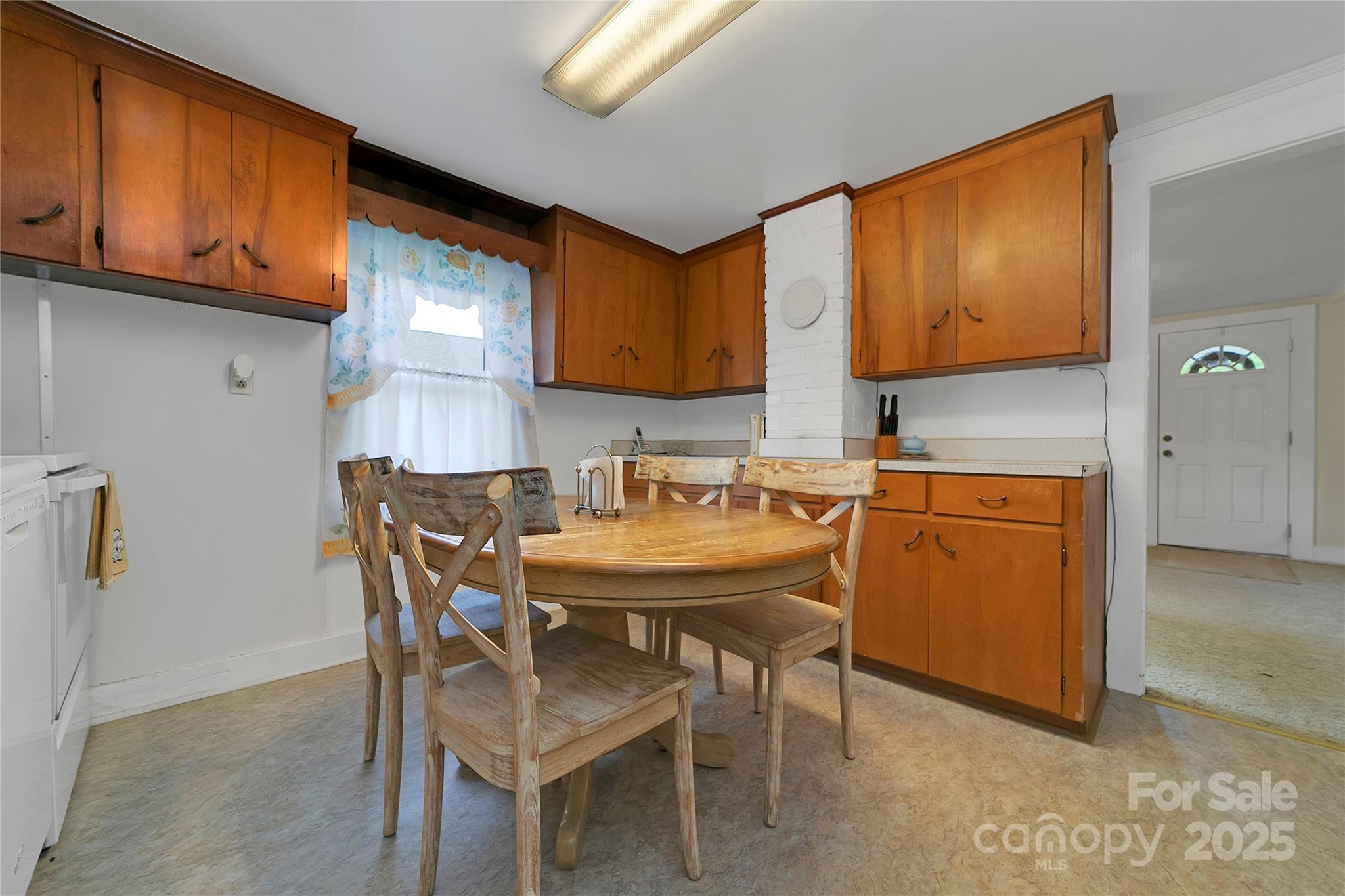 128 Summit Avenue — Brevard