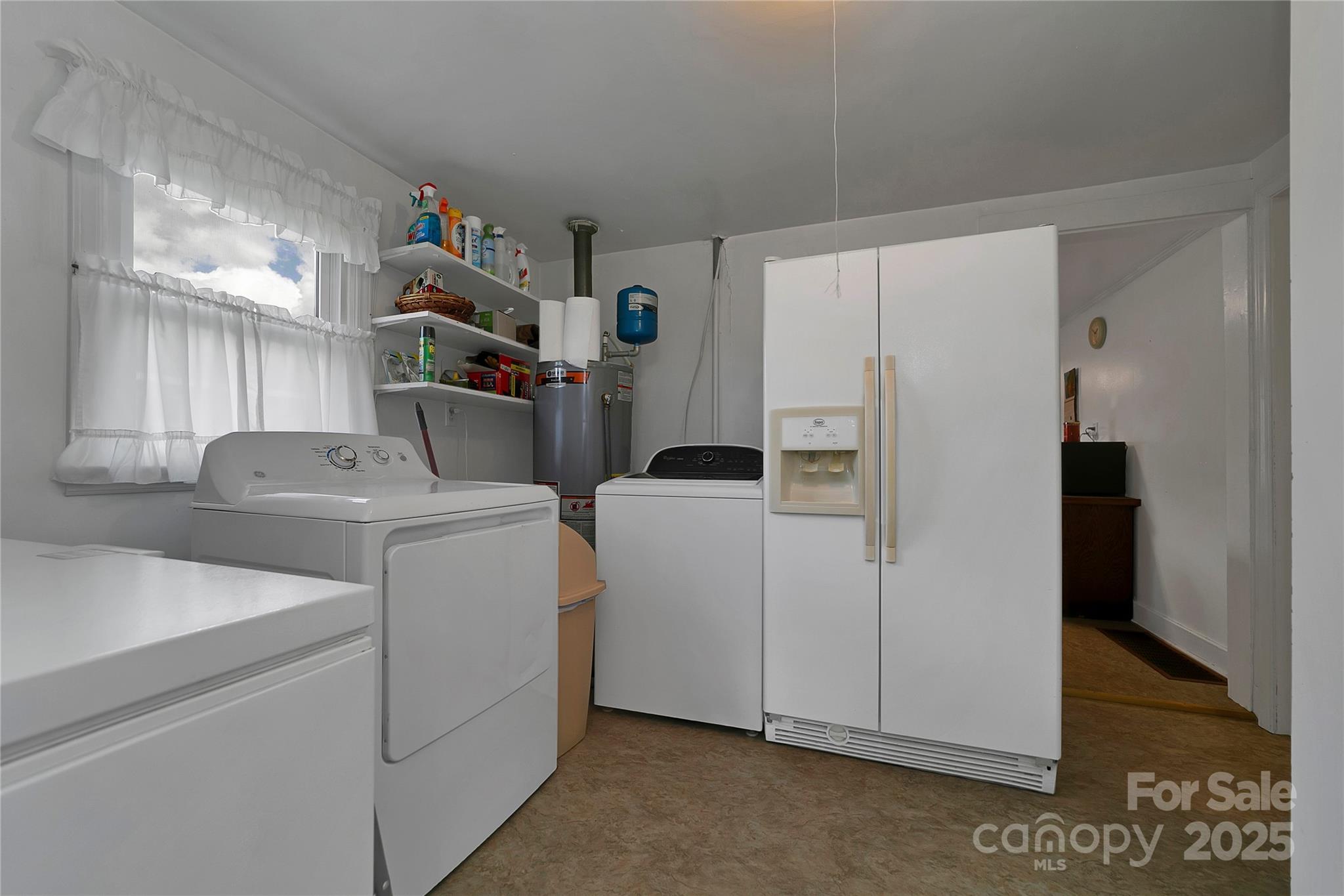 128 Summit Avenue — Brevard