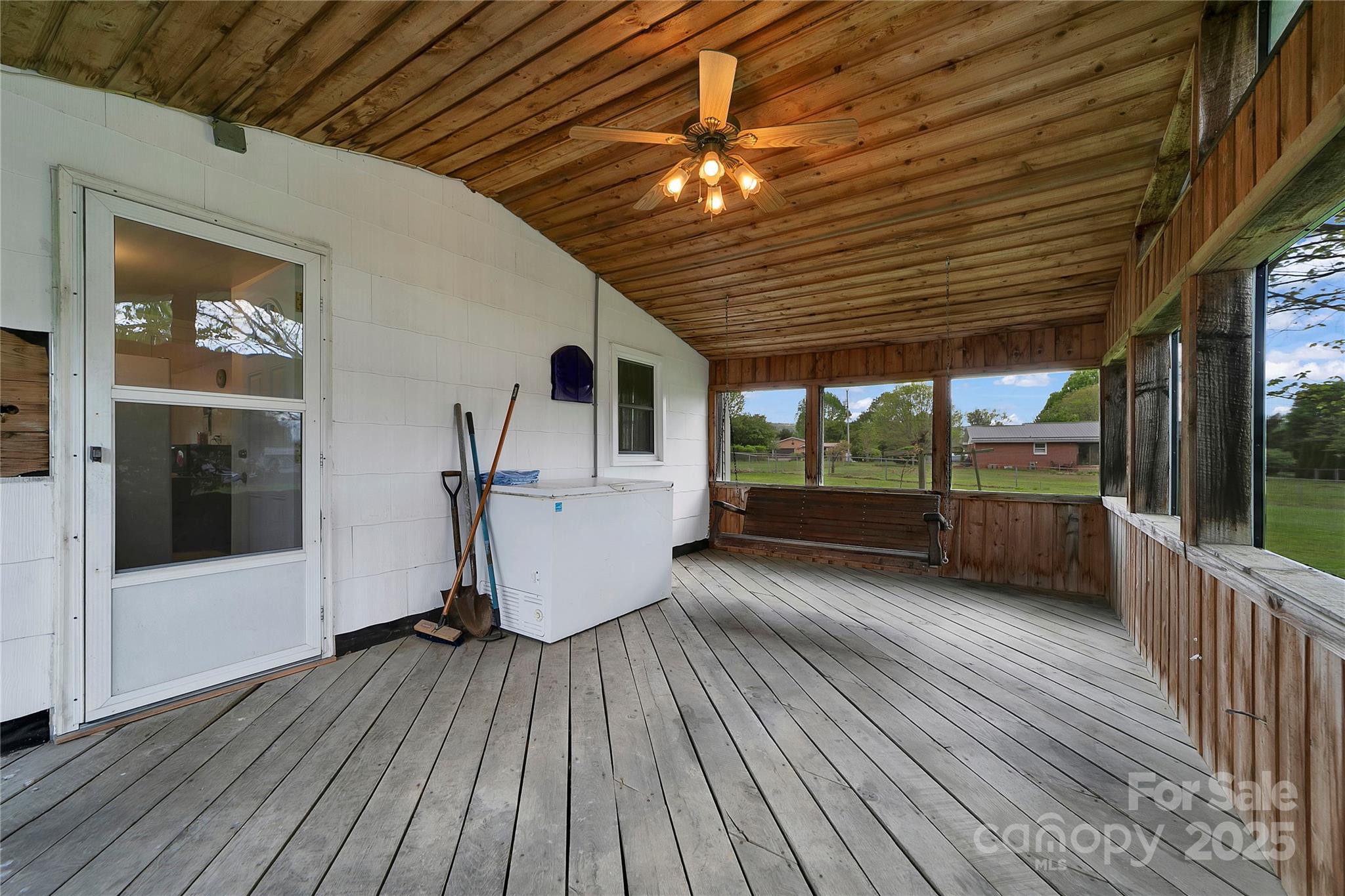 128 Summit Avenue — Brevard