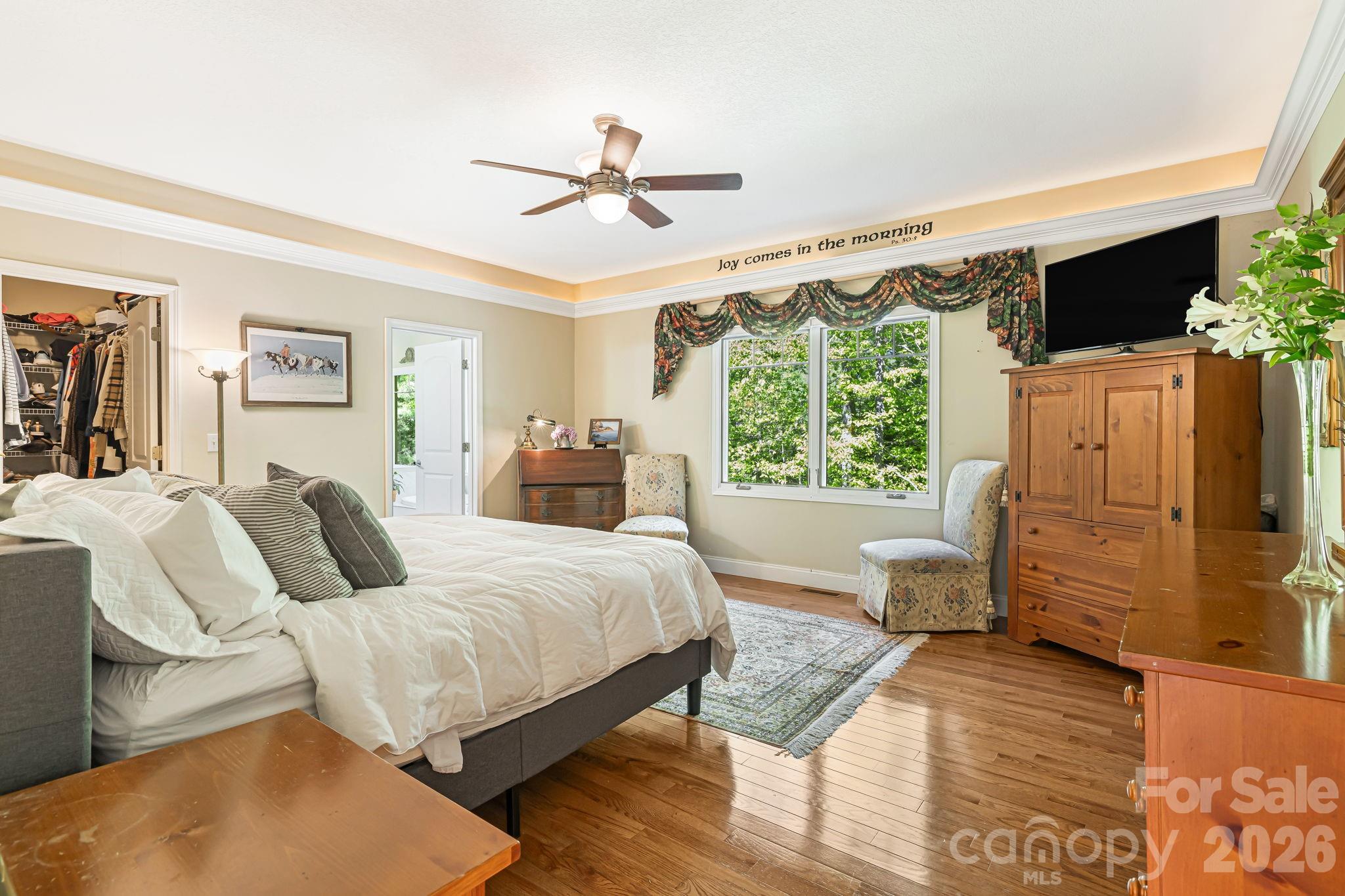 411 Alta Circle — Hendersonville