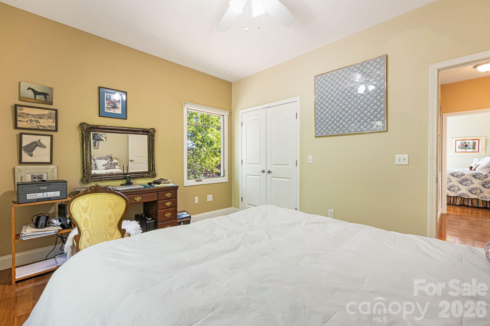411 Alta Circle — Hendersonville