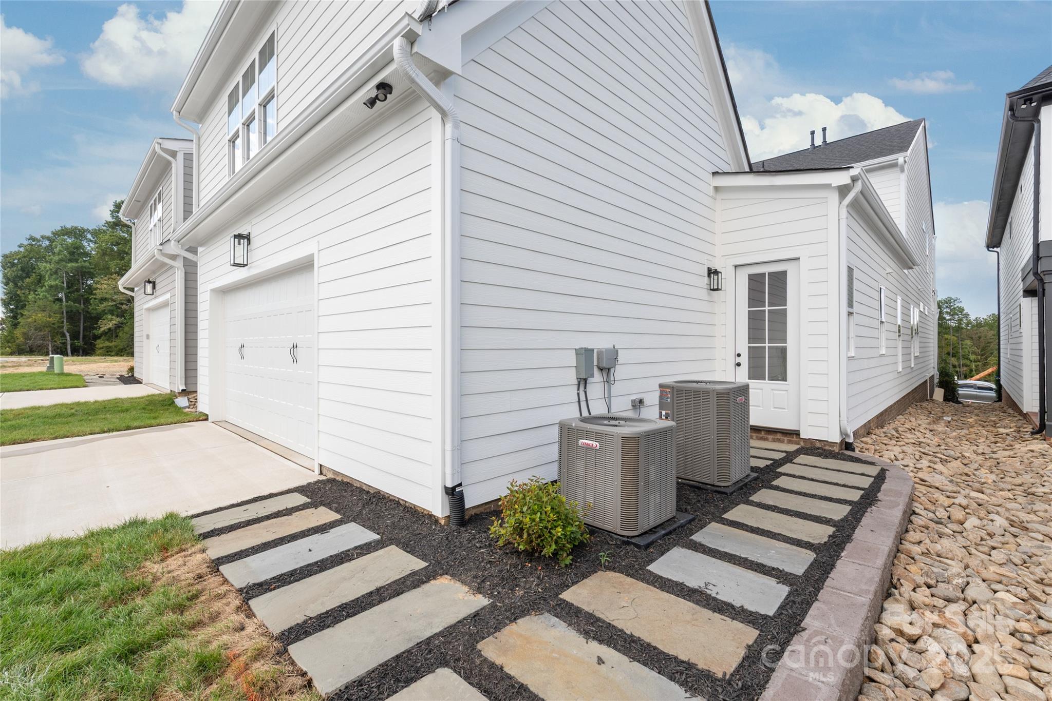19028 Newburg Hill Road #22 — Davidson