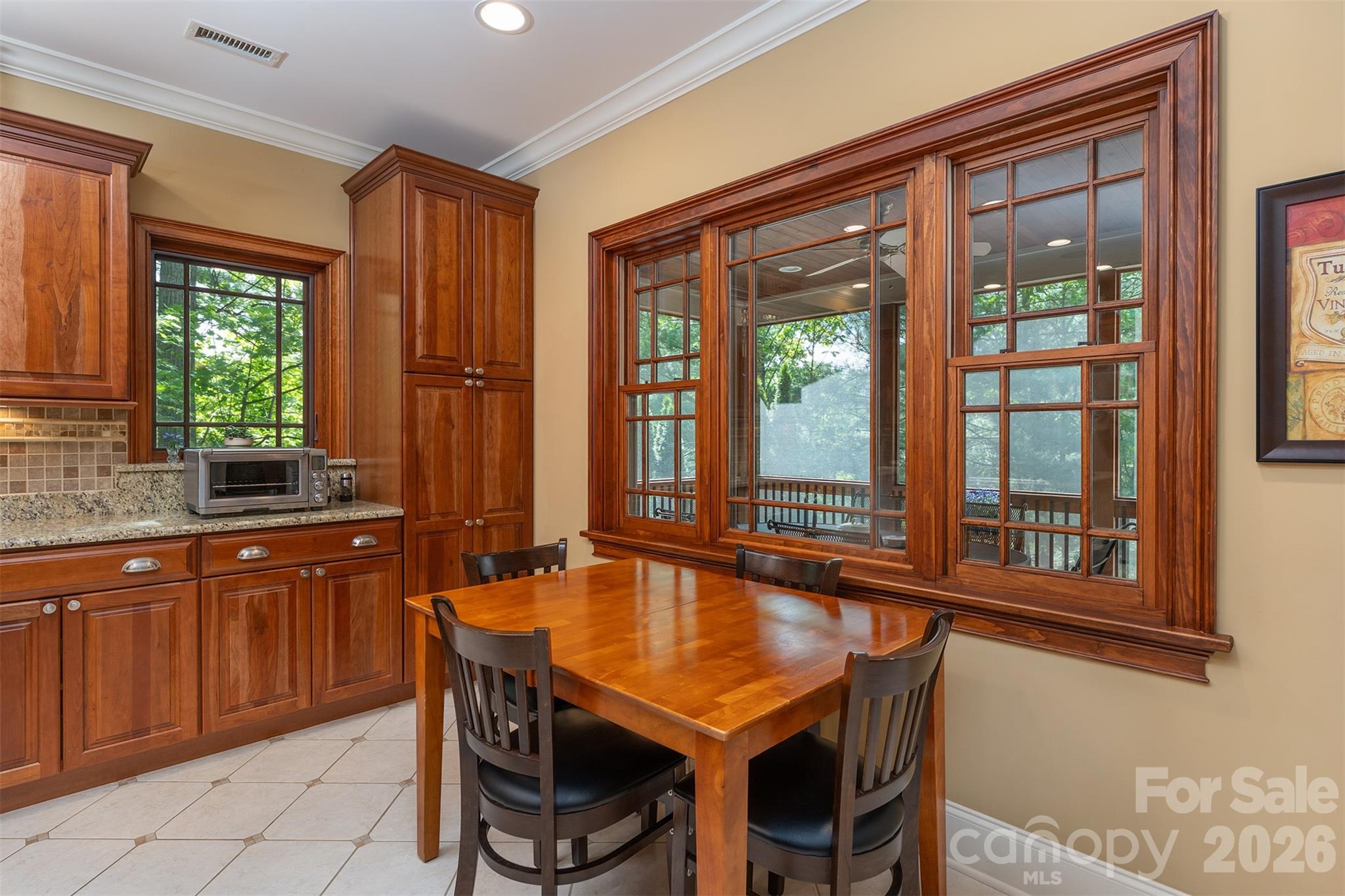 168 Chattooga Run — Hendersonville