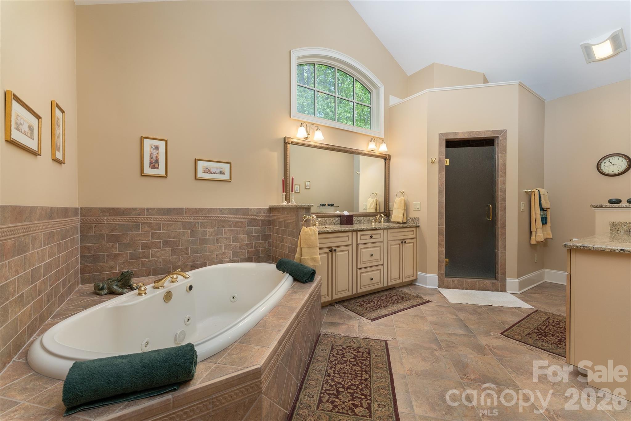 168 Chattooga Run — Hendersonville