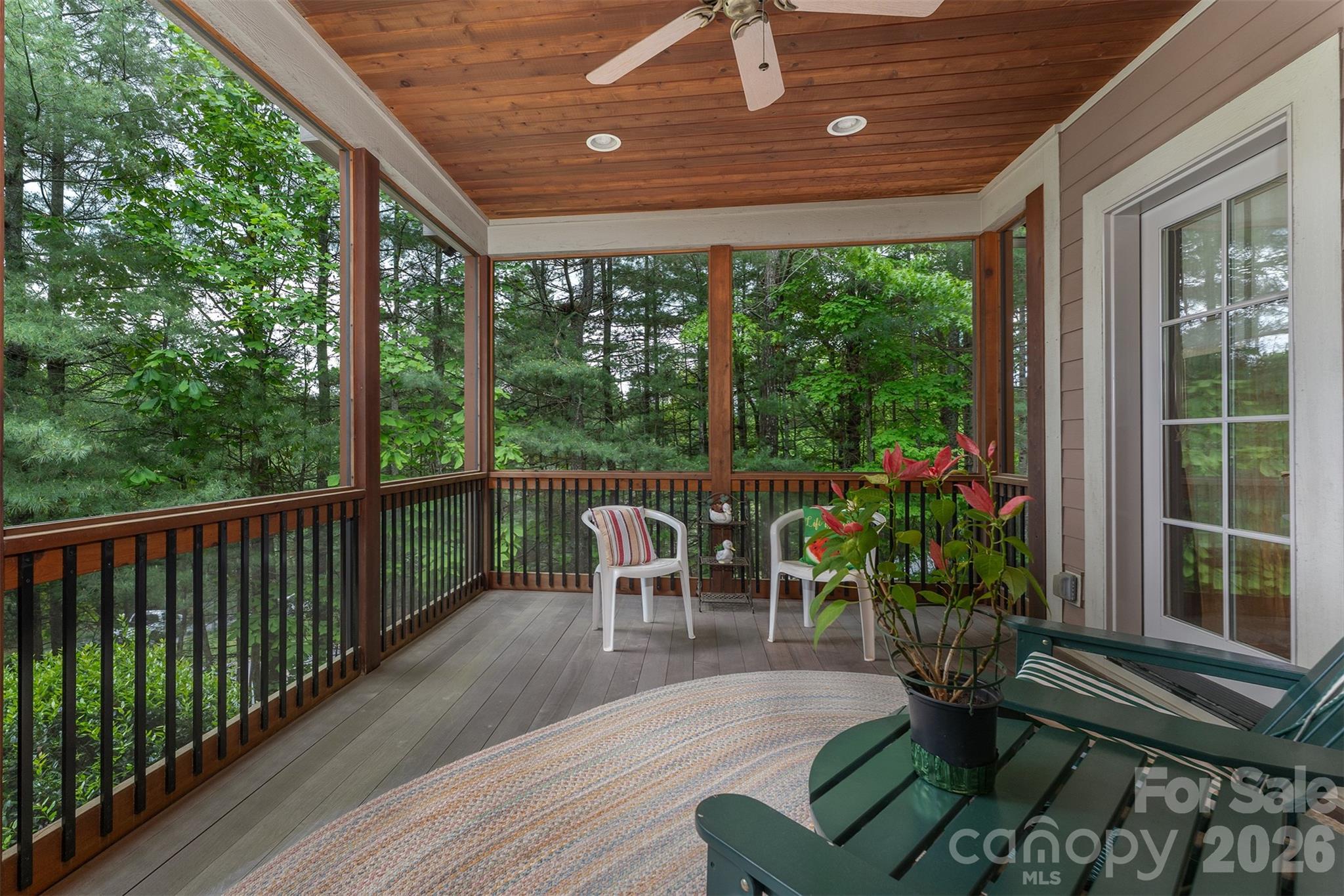 168 Chattooga Run — Hendersonville