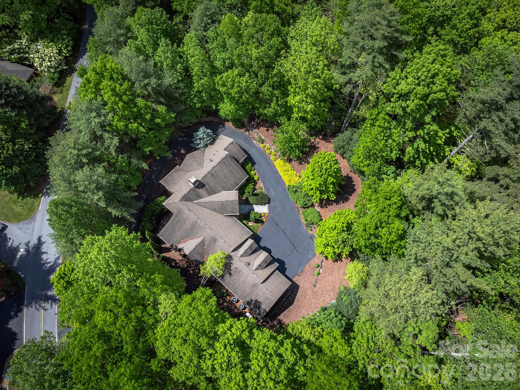 168 Chattooga Run — Hendersonville