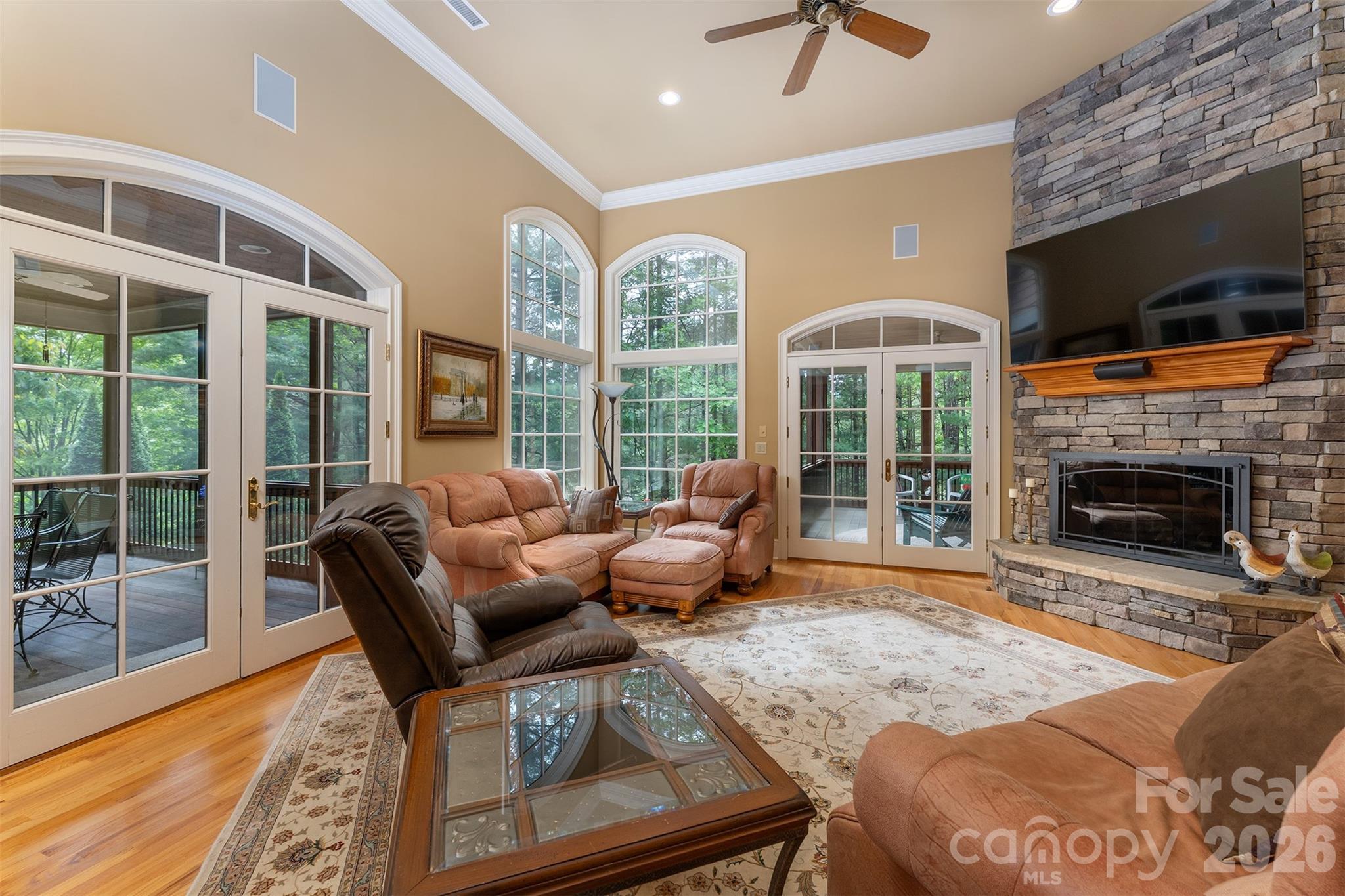 168 Chattooga Run — Hendersonville