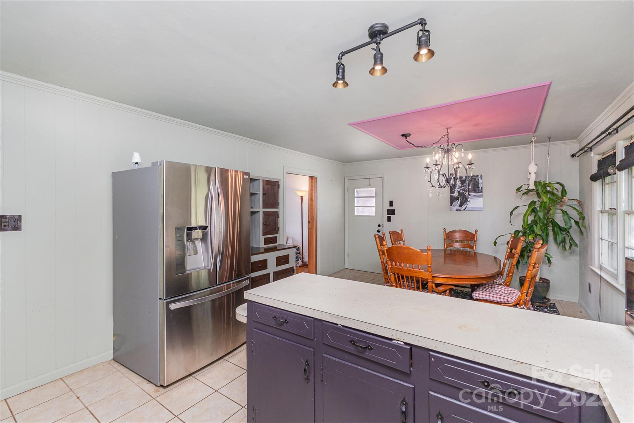 910 E Center Avenue — Mooresville