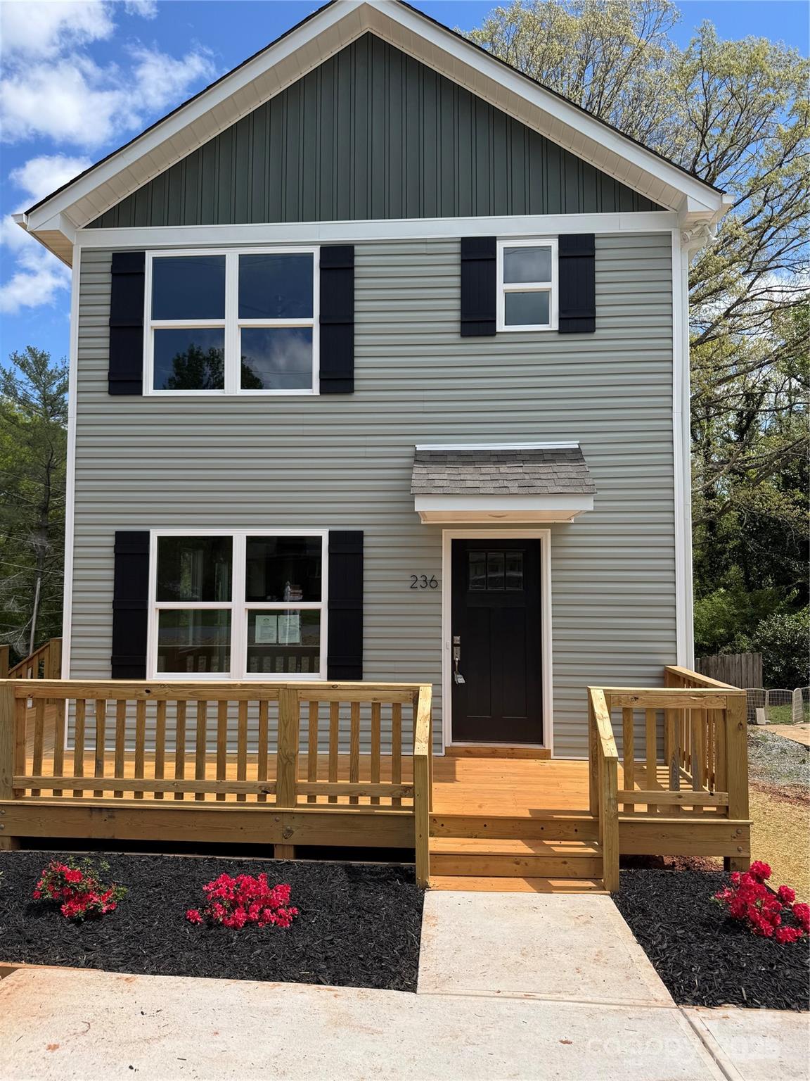 236 Elizabeth Avenue — Forest City
