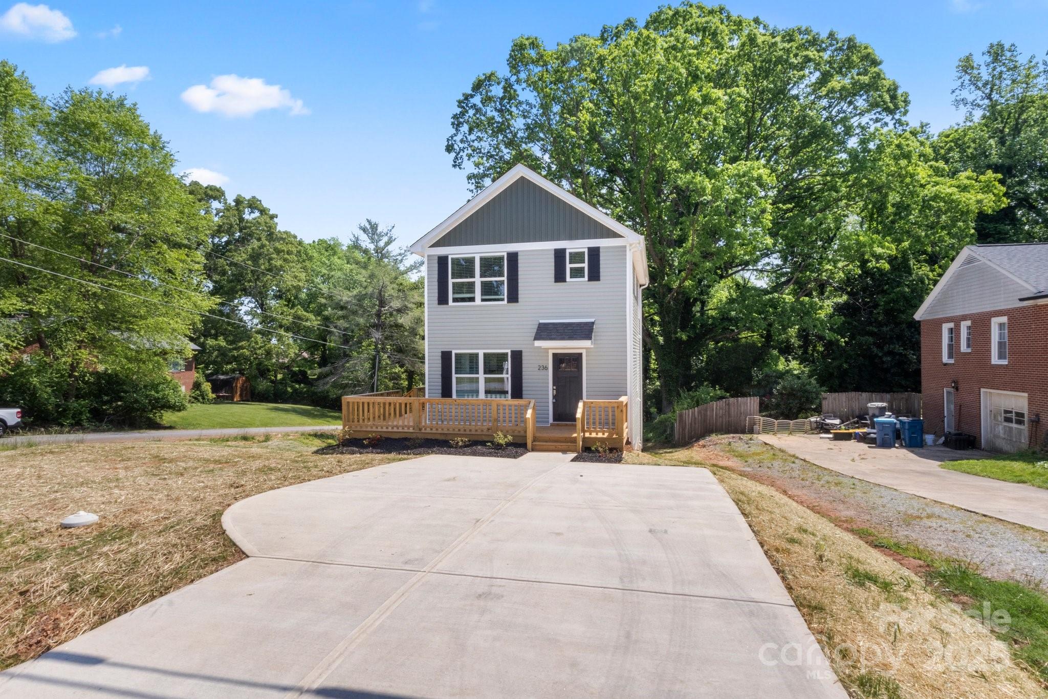236 Elizabeth Avenue — Forest City