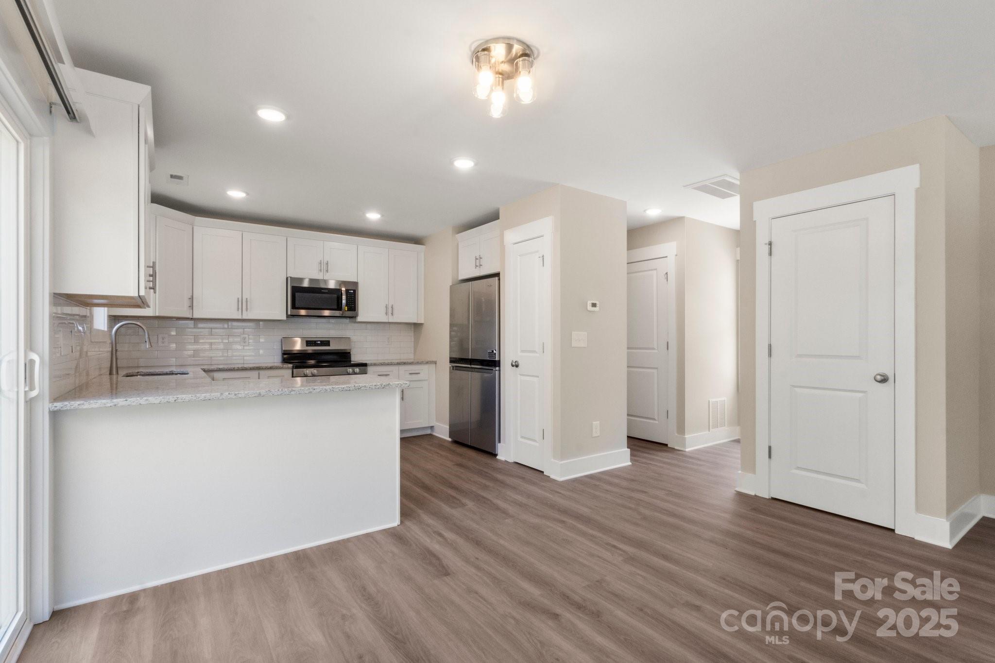 236 Elizabeth Avenue — Forest City