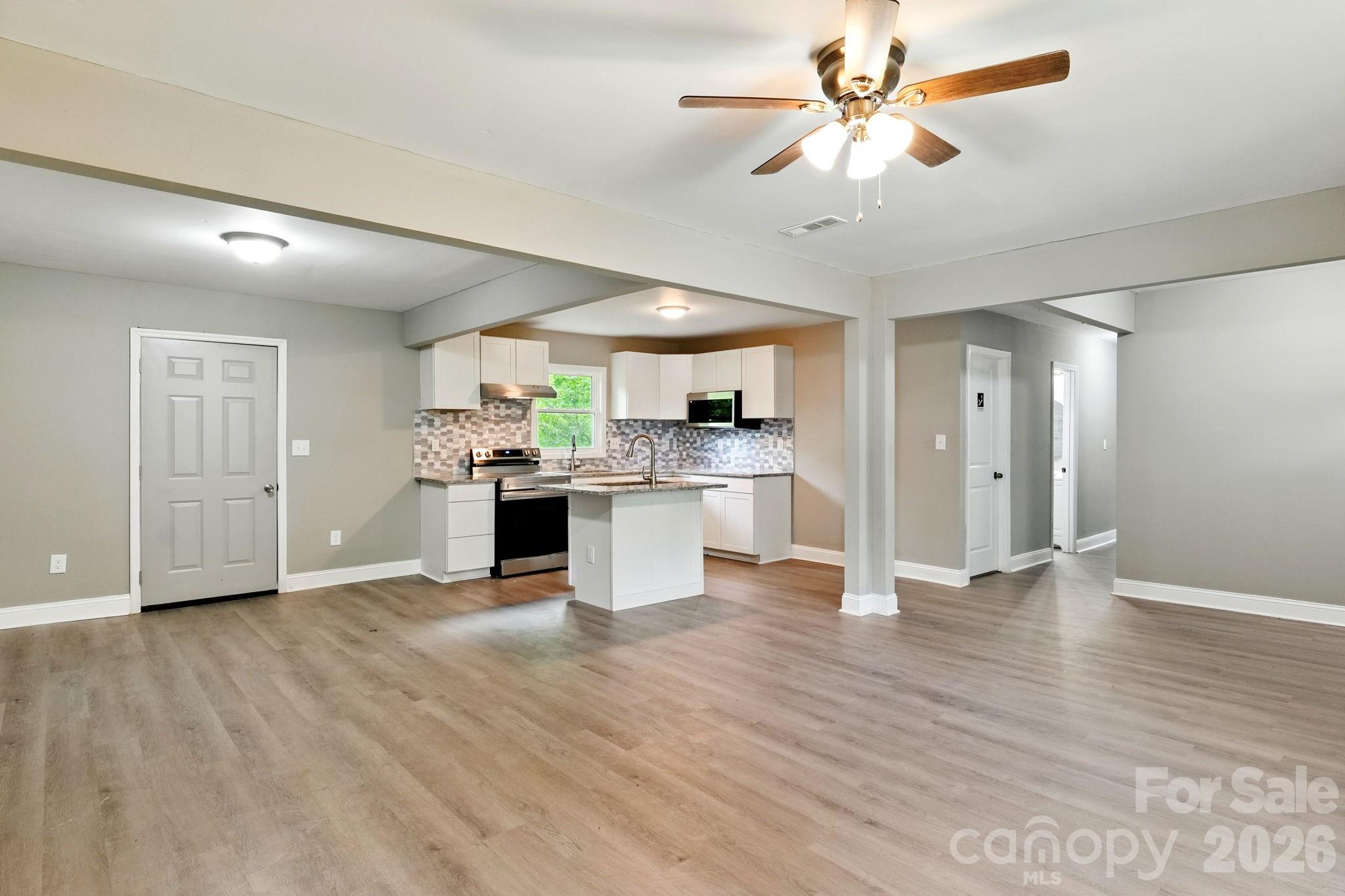 131 Little Forest Lane — Statesville