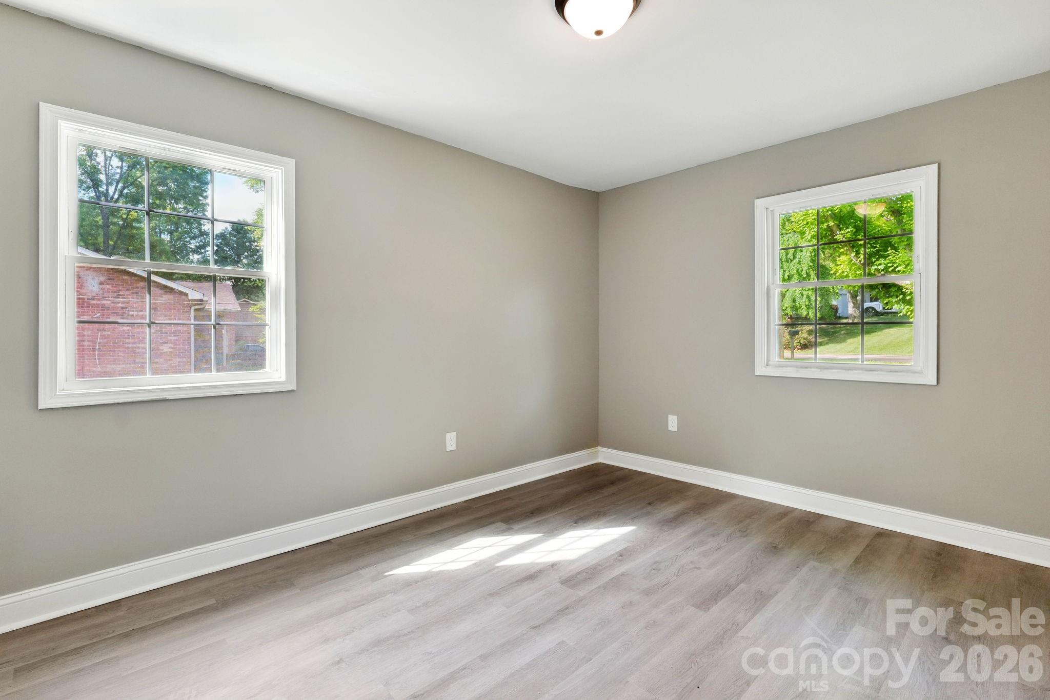 131 Little Forest Lane — Statesville