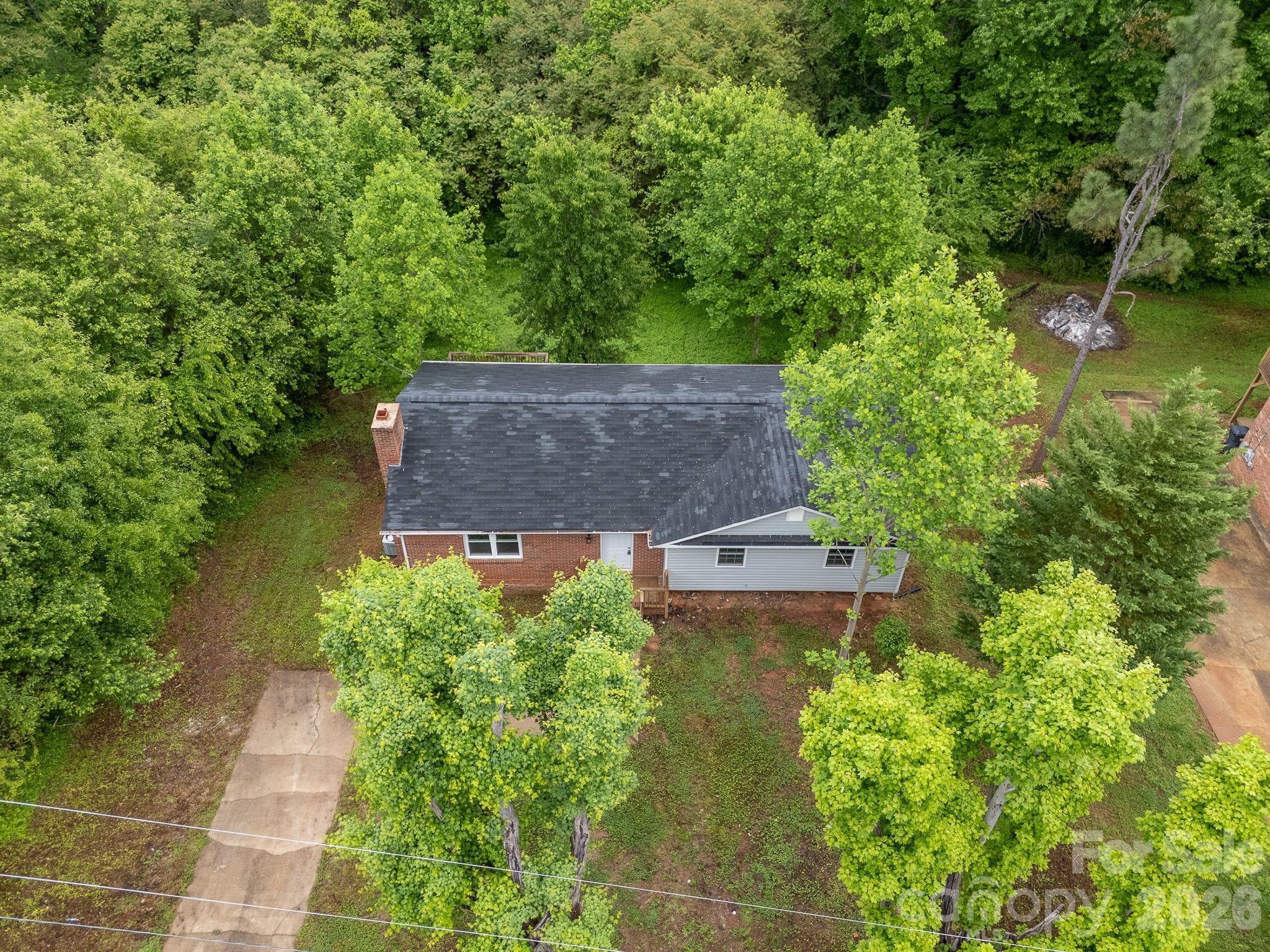 131 Little Forest Lane — Statesville