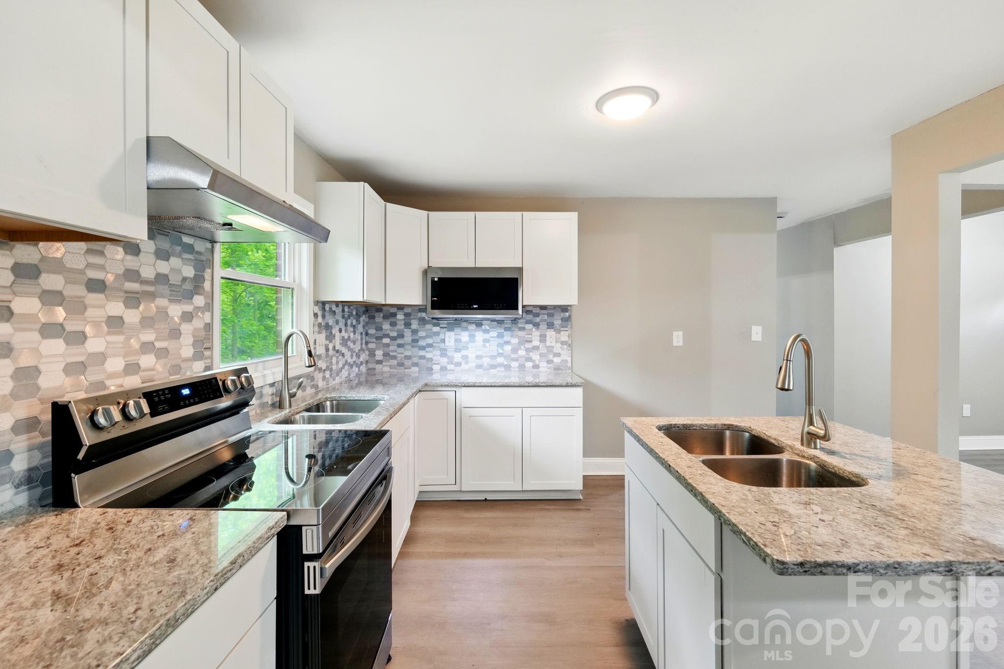 131 Little Forest Lane — Statesville