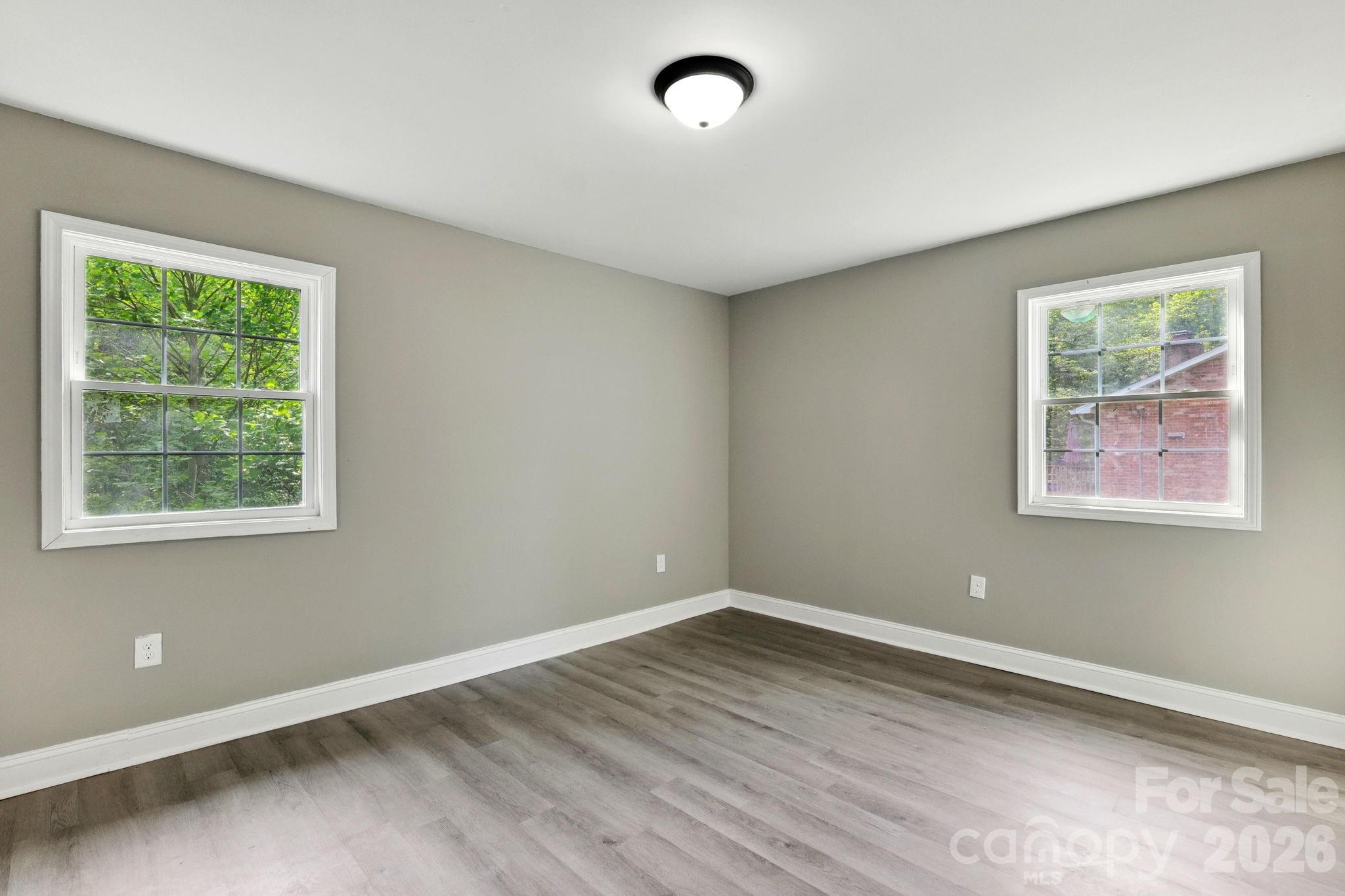131 Little Forest Lane — Statesville