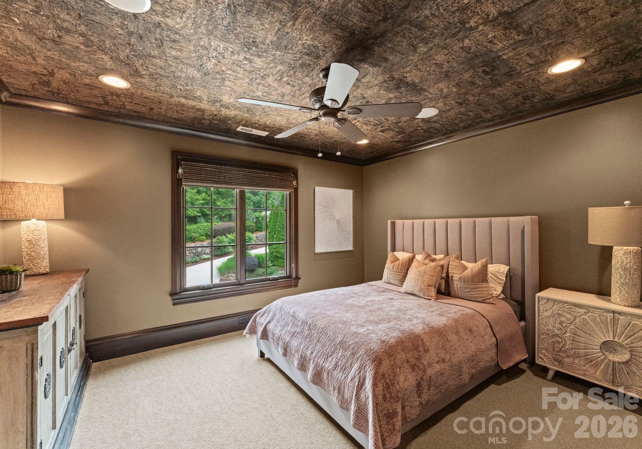 172 Tennessee Circle — Mooresville