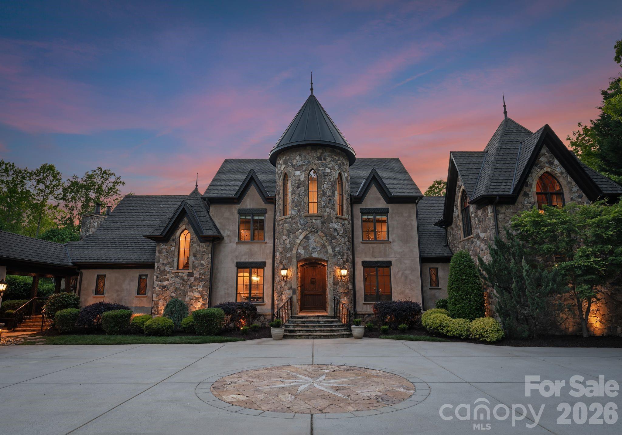 172 Tennessee Circle — Mooresville