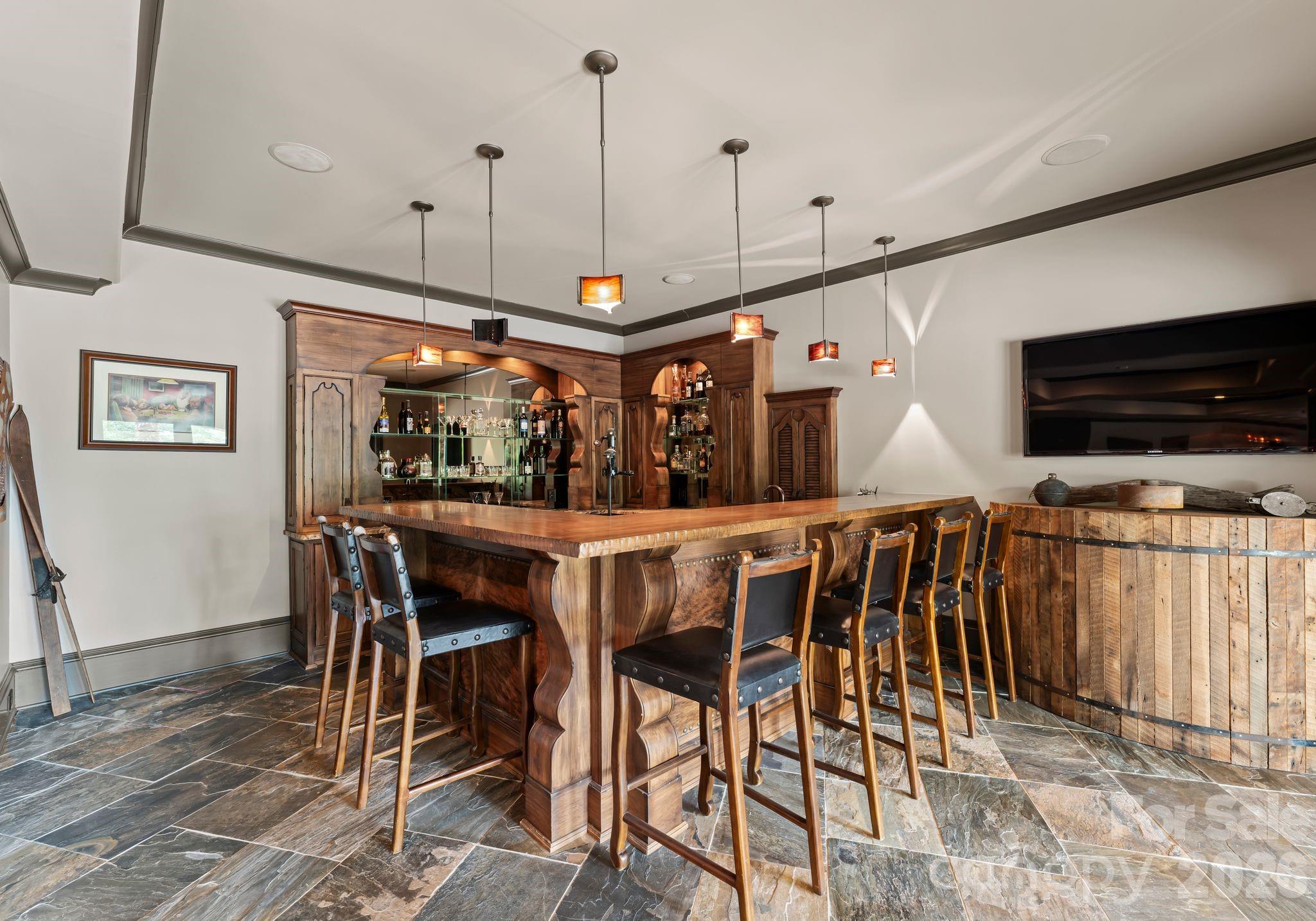 172 Tennessee Circle — Mooresville