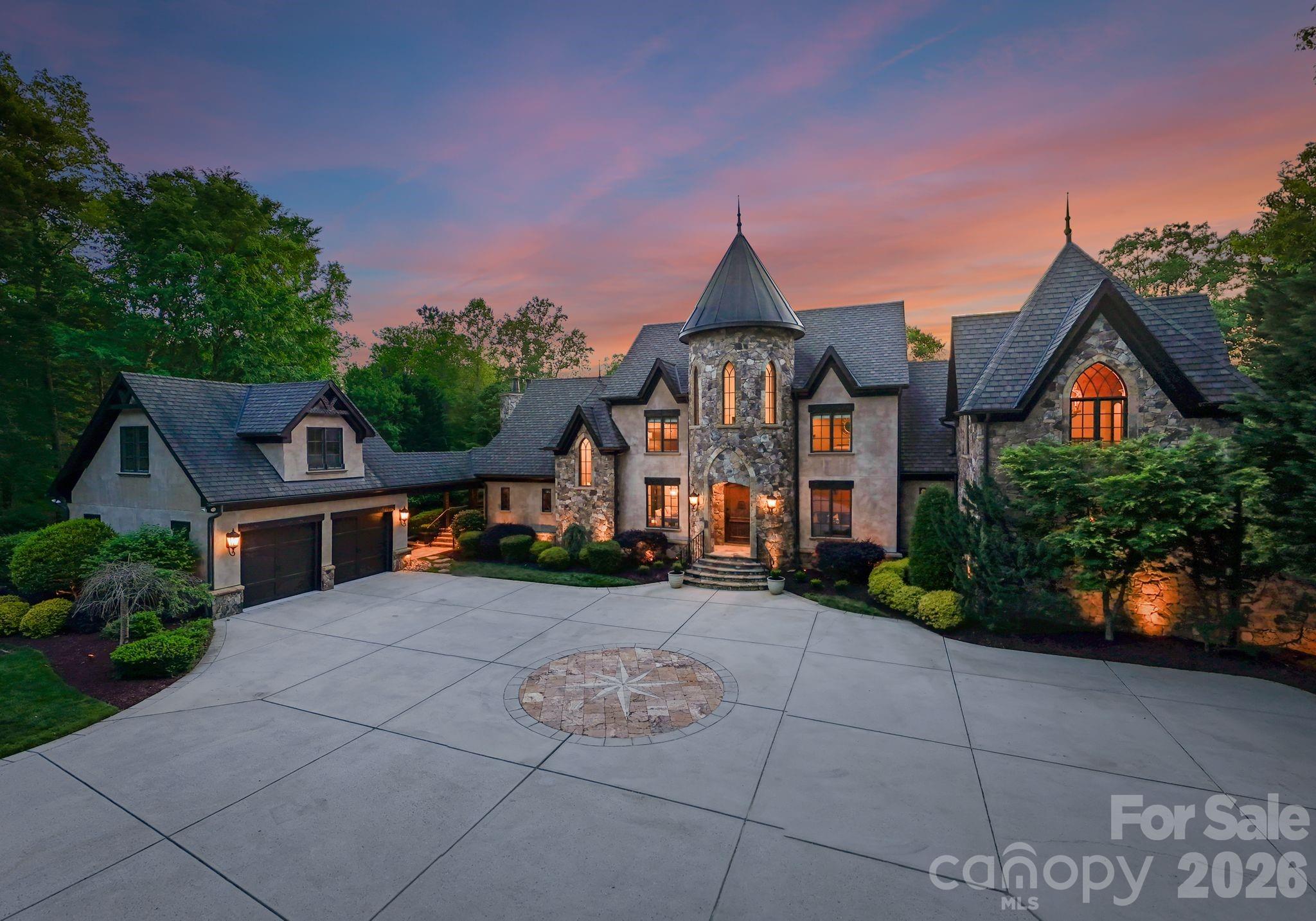 172 Tennessee Circle — Mooresville
