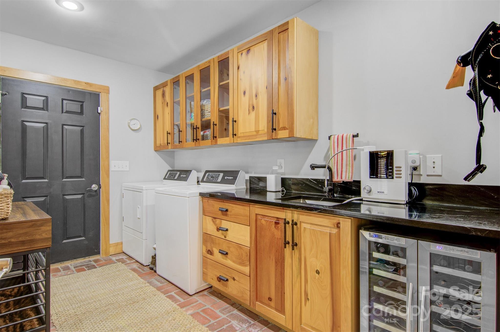 5690 Anchor Drive — Granite Falls