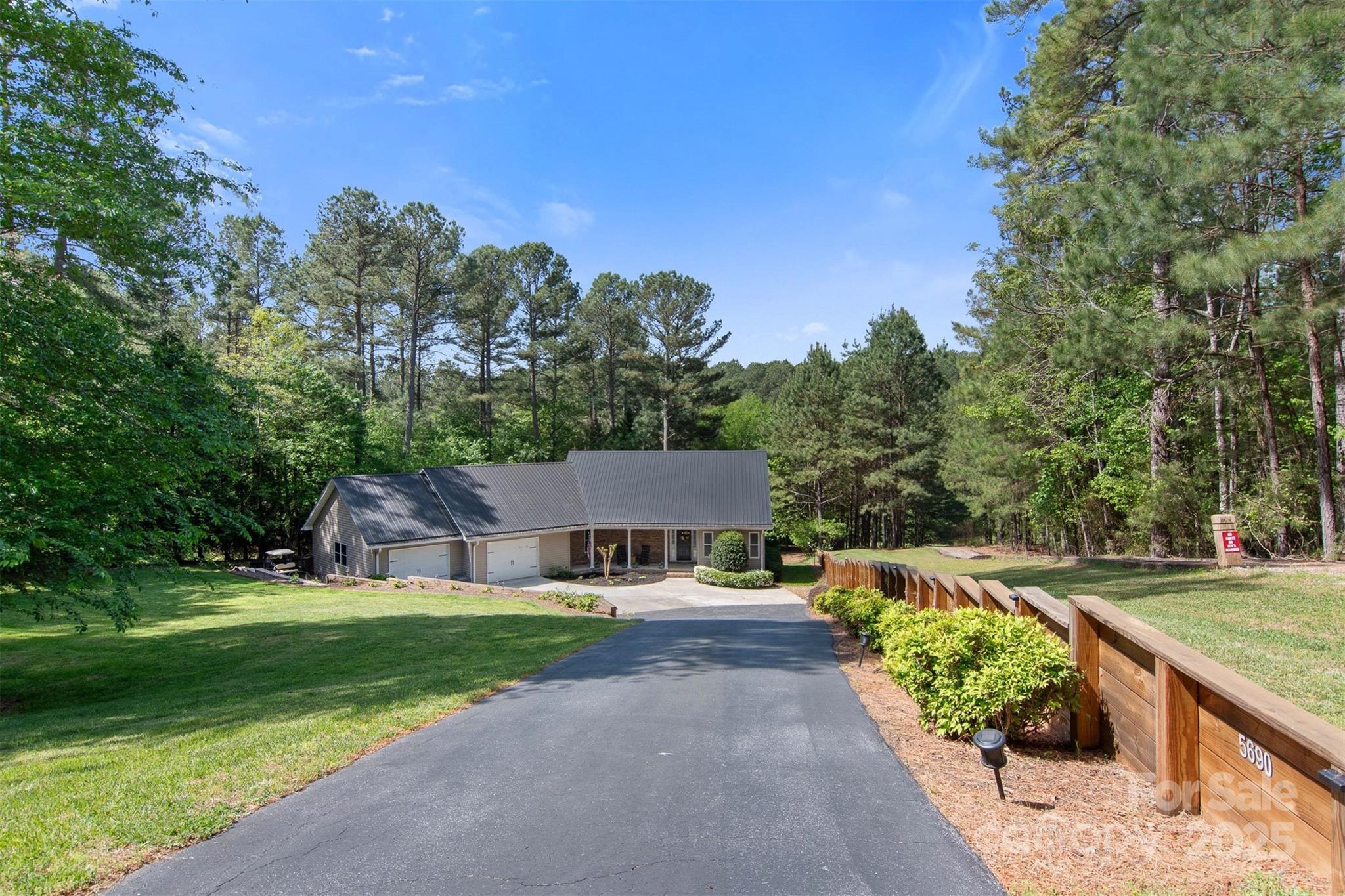 5690 Anchor Drive — Granite Falls