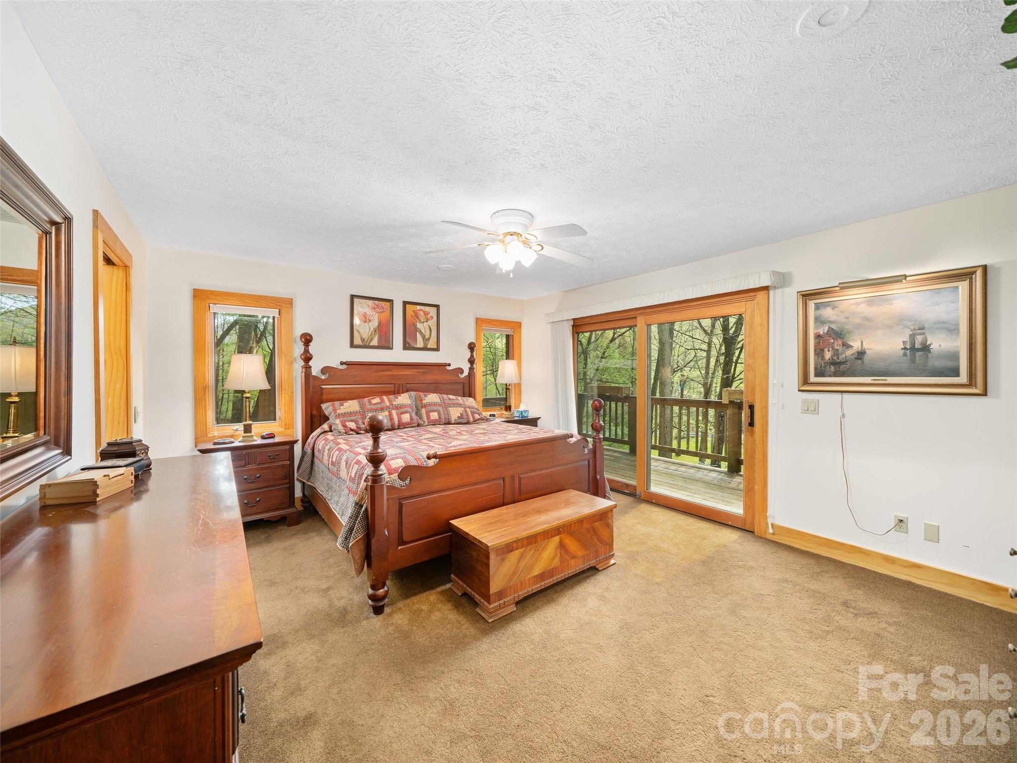 86 Laurel Drive — Burnsville
