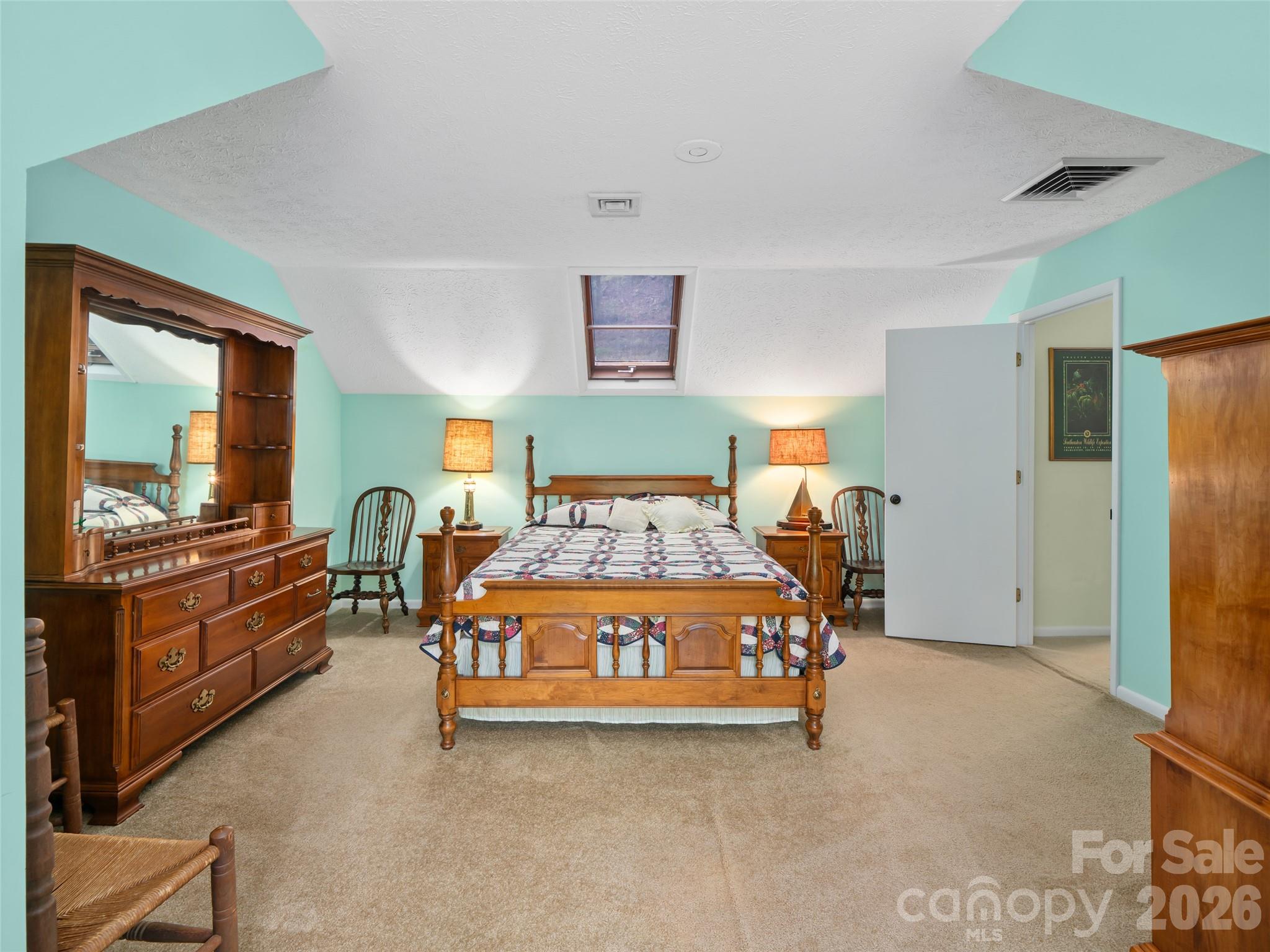 86 Laurel Drive — Burnsville